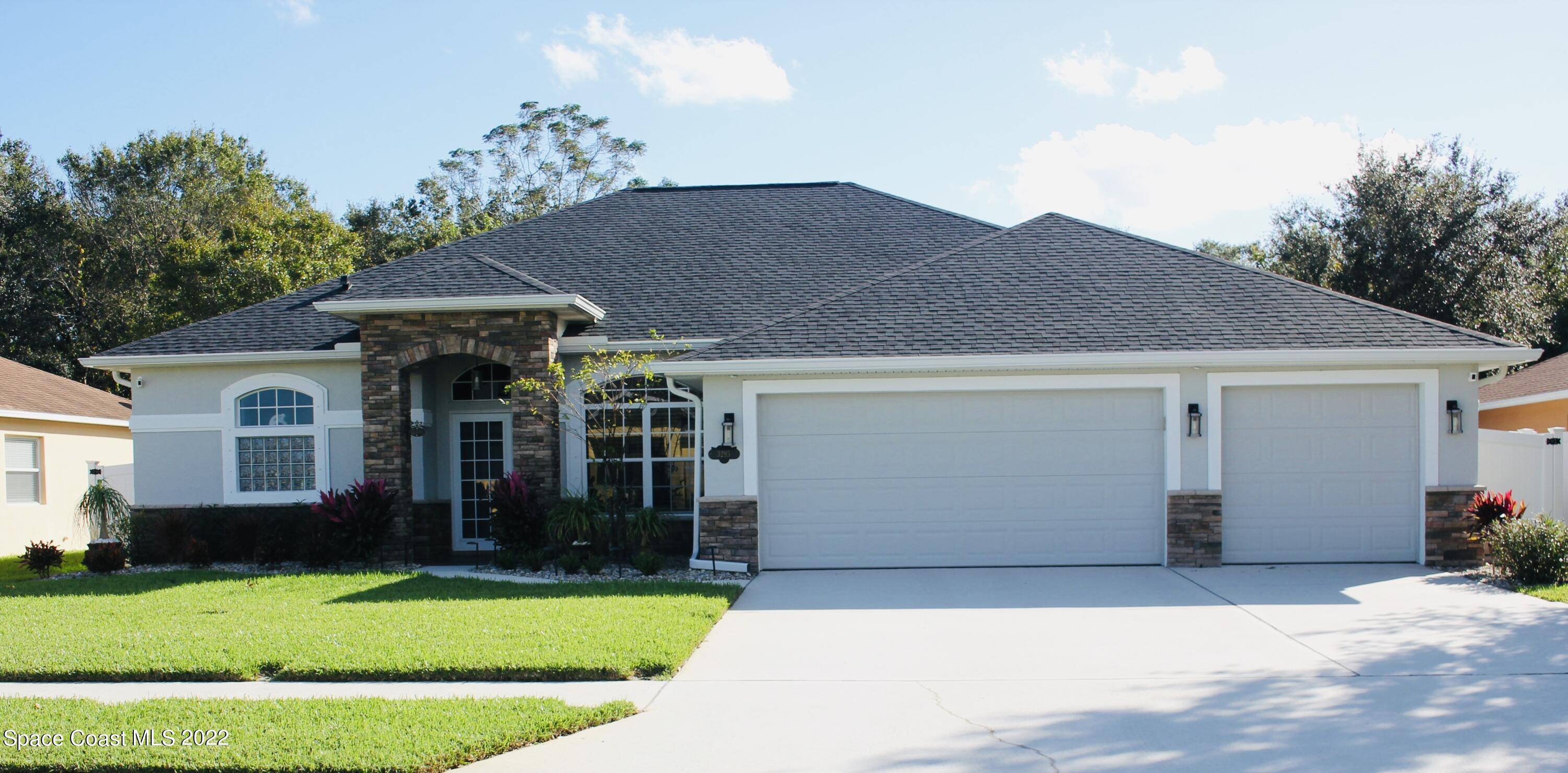 West Melbourne, FL 32904,3295 Soft Breeze CIR