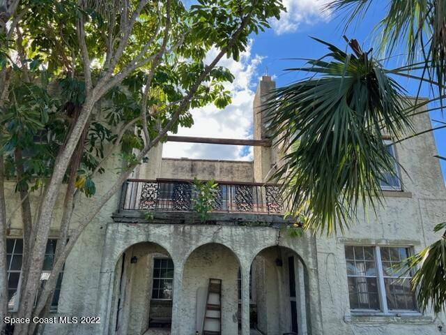 Melbourne, FL 32901,406 Bluff DR