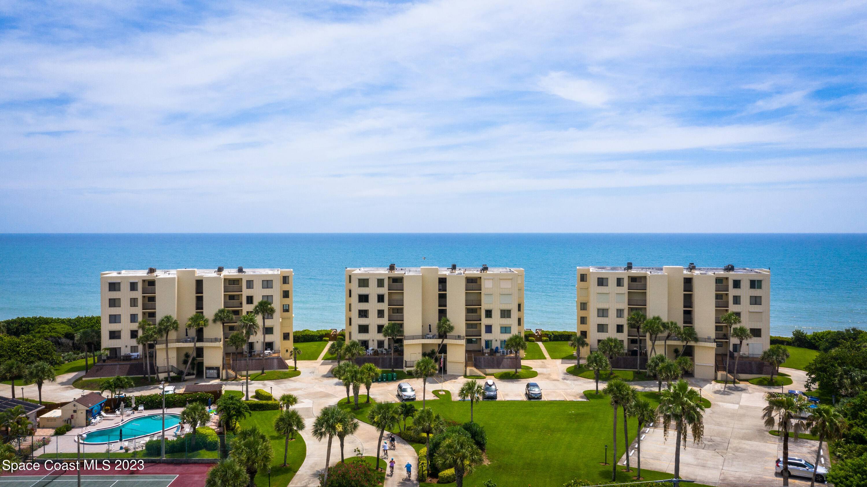 Melbourne Beach, FL 32951,6309 S Highway A1a ## 351