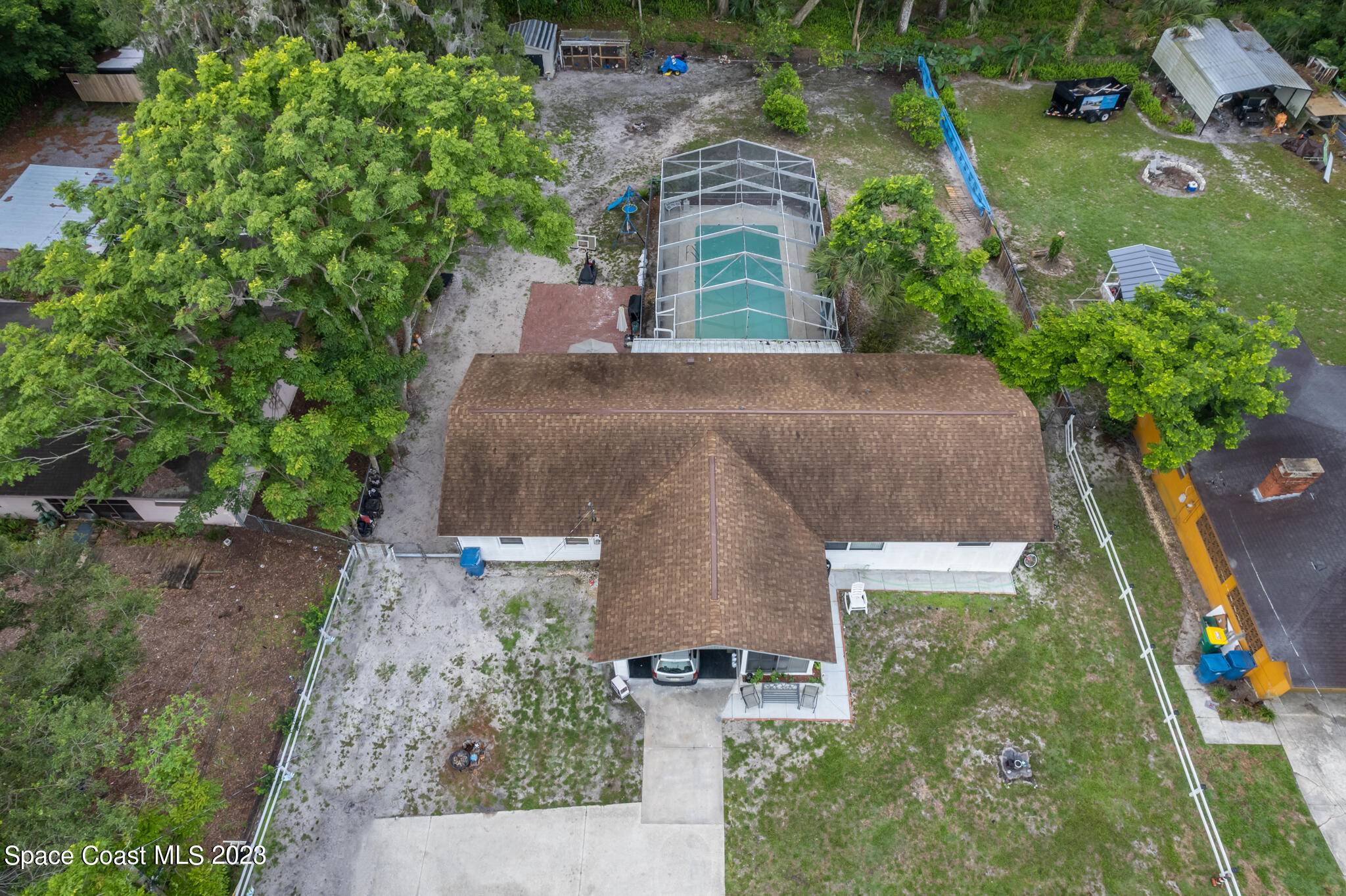 Deland, FL 32724,318 E Beresford AVE