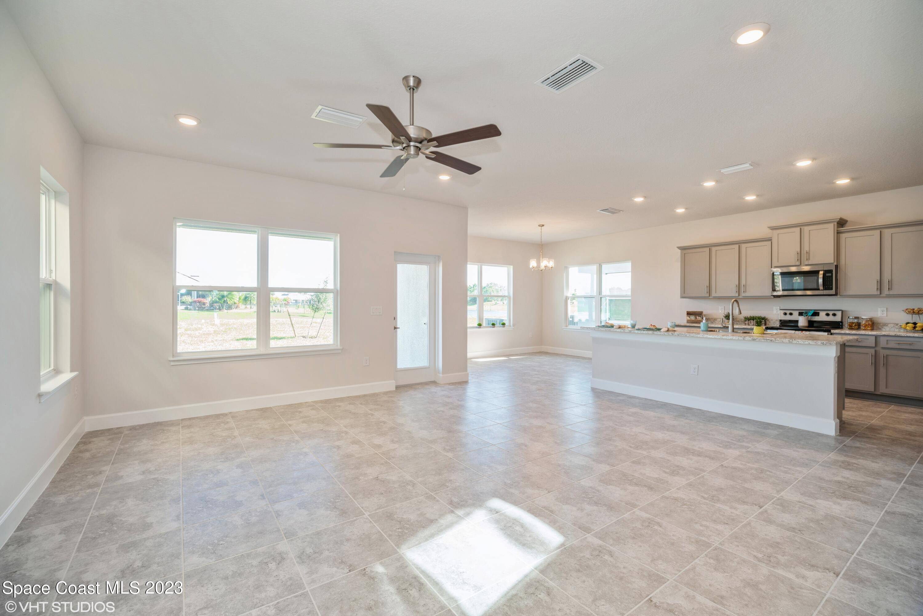Palm Bay, FL 32909,1112 Canfield CIR SE