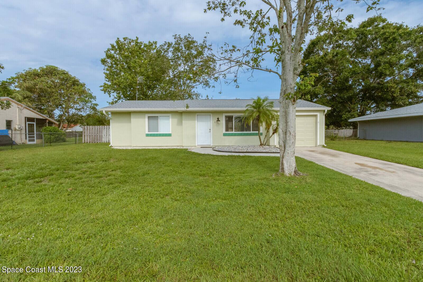 Palm Bay, FL 32905,736 Brevity AVE NE