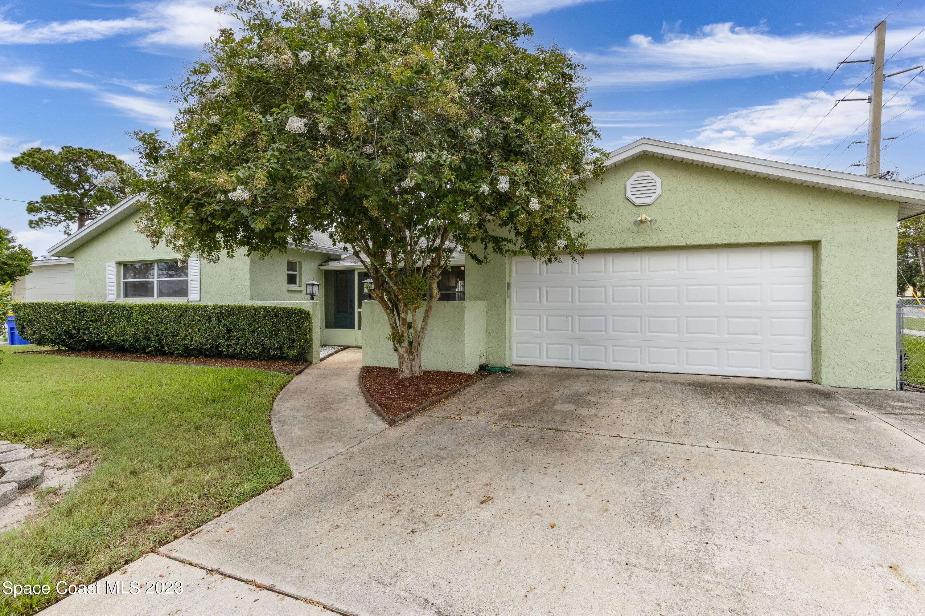 Rockledge, FL 32955,997 Nagle DR