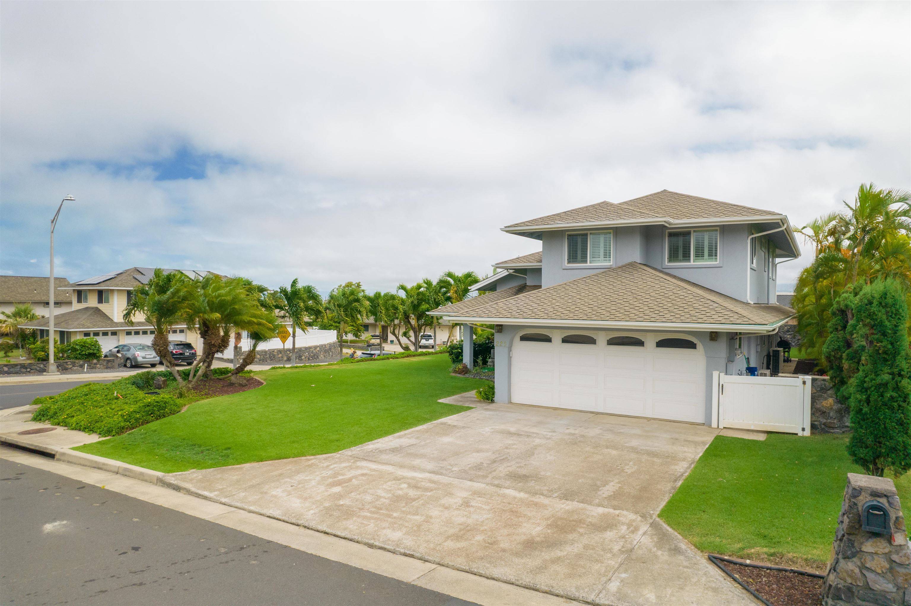 Kahului, HI 96732-3151,225 Puumakani St