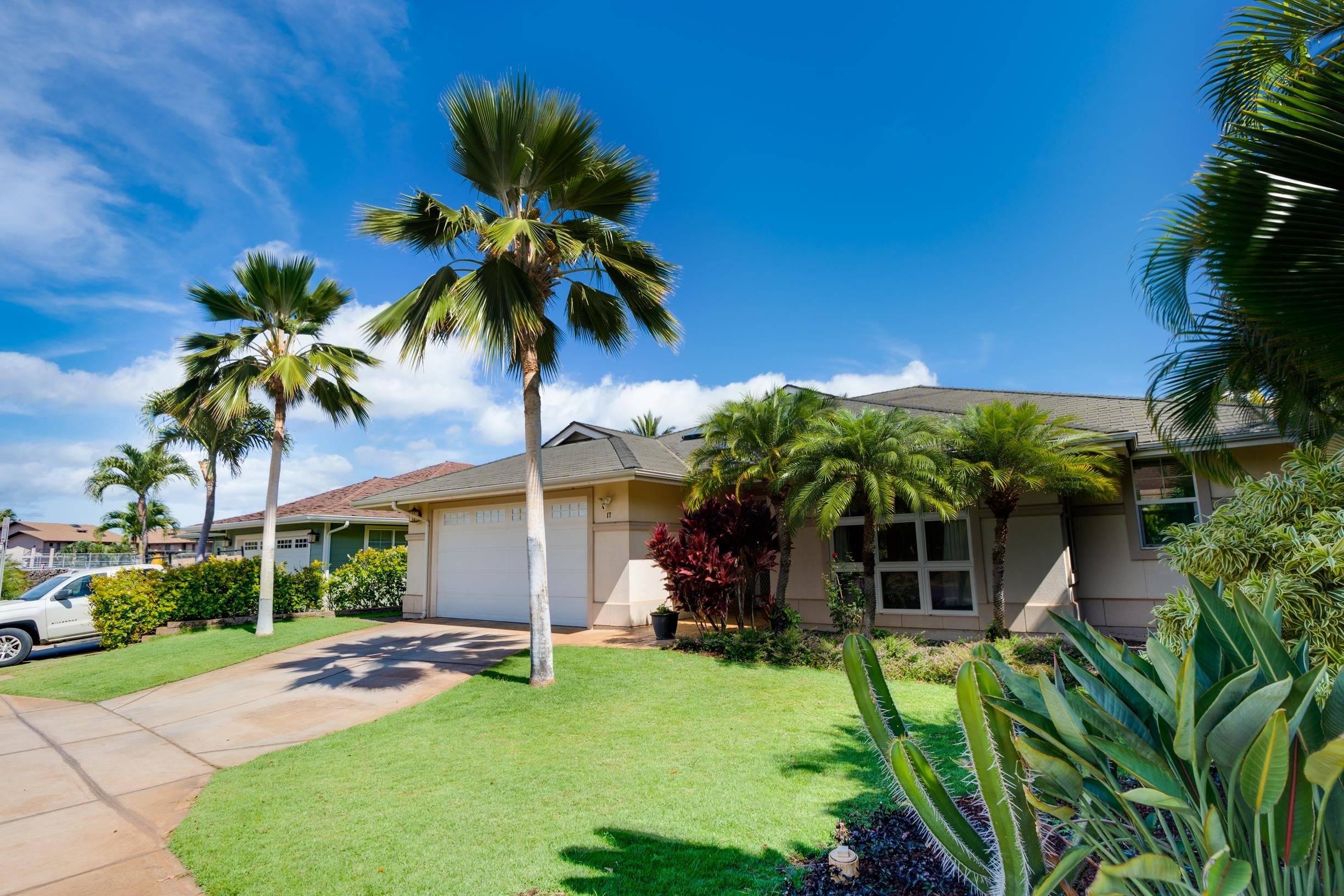 Kihei, HI 96753,17 Moana Ave