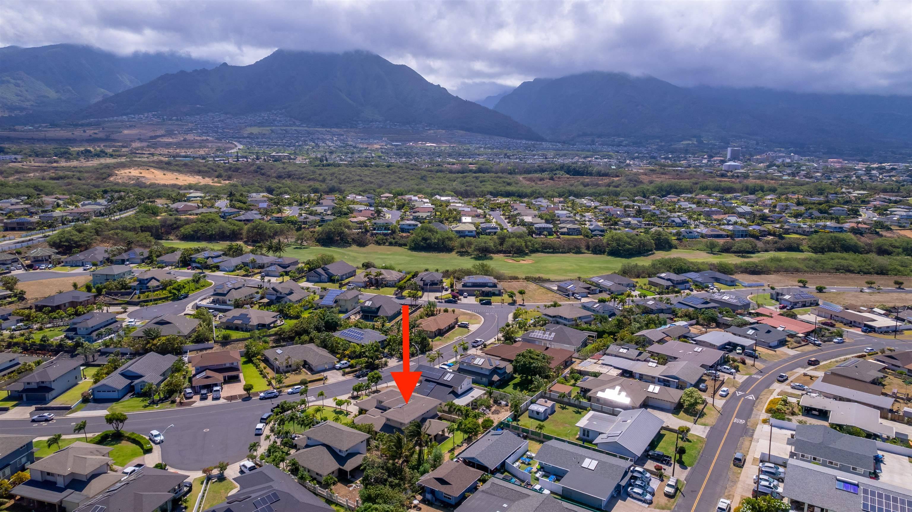 Kahului, HI 96732,186 Huluhulu St