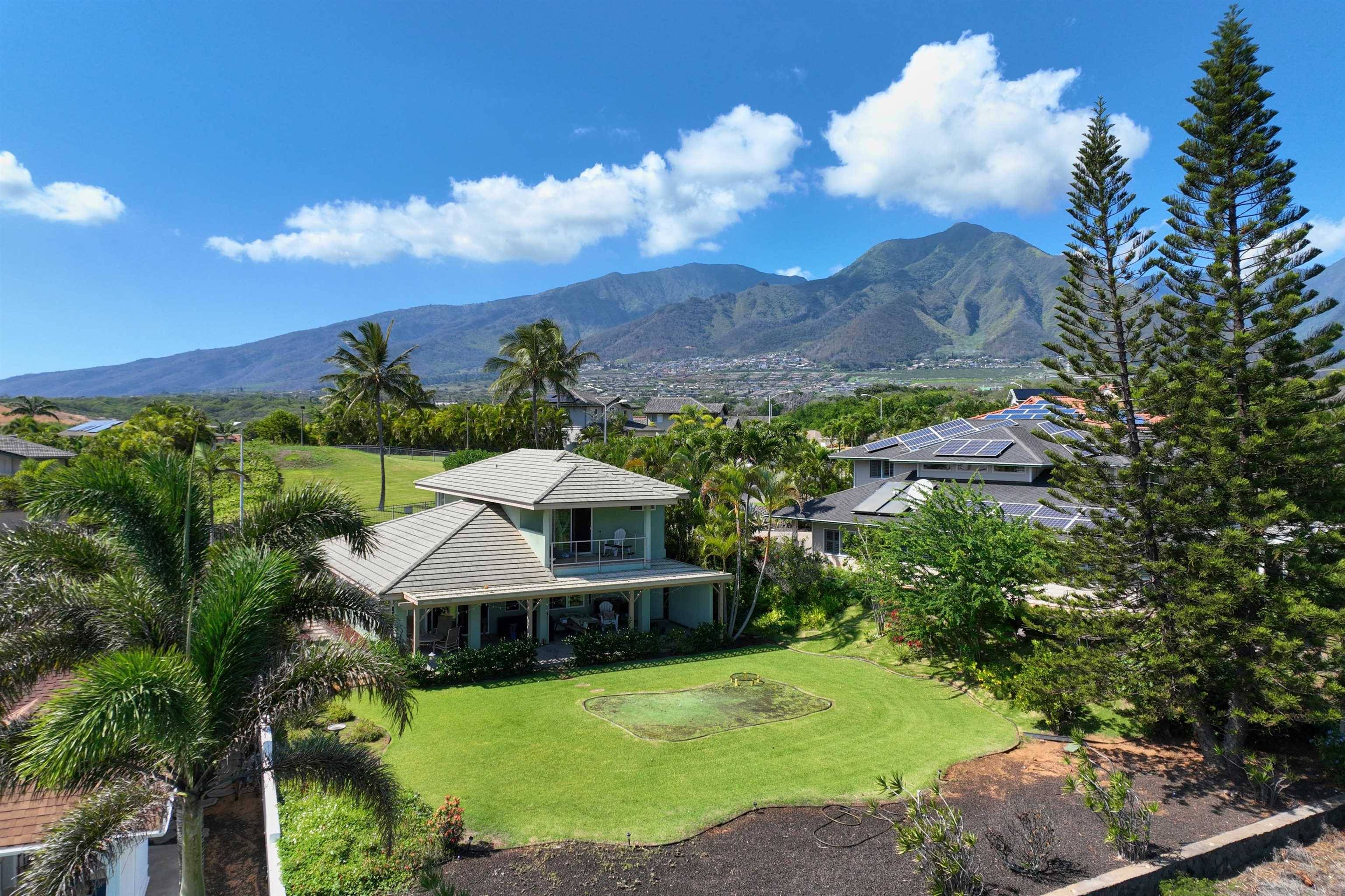 Kahului, HI 96732,33 Kamalei Cir