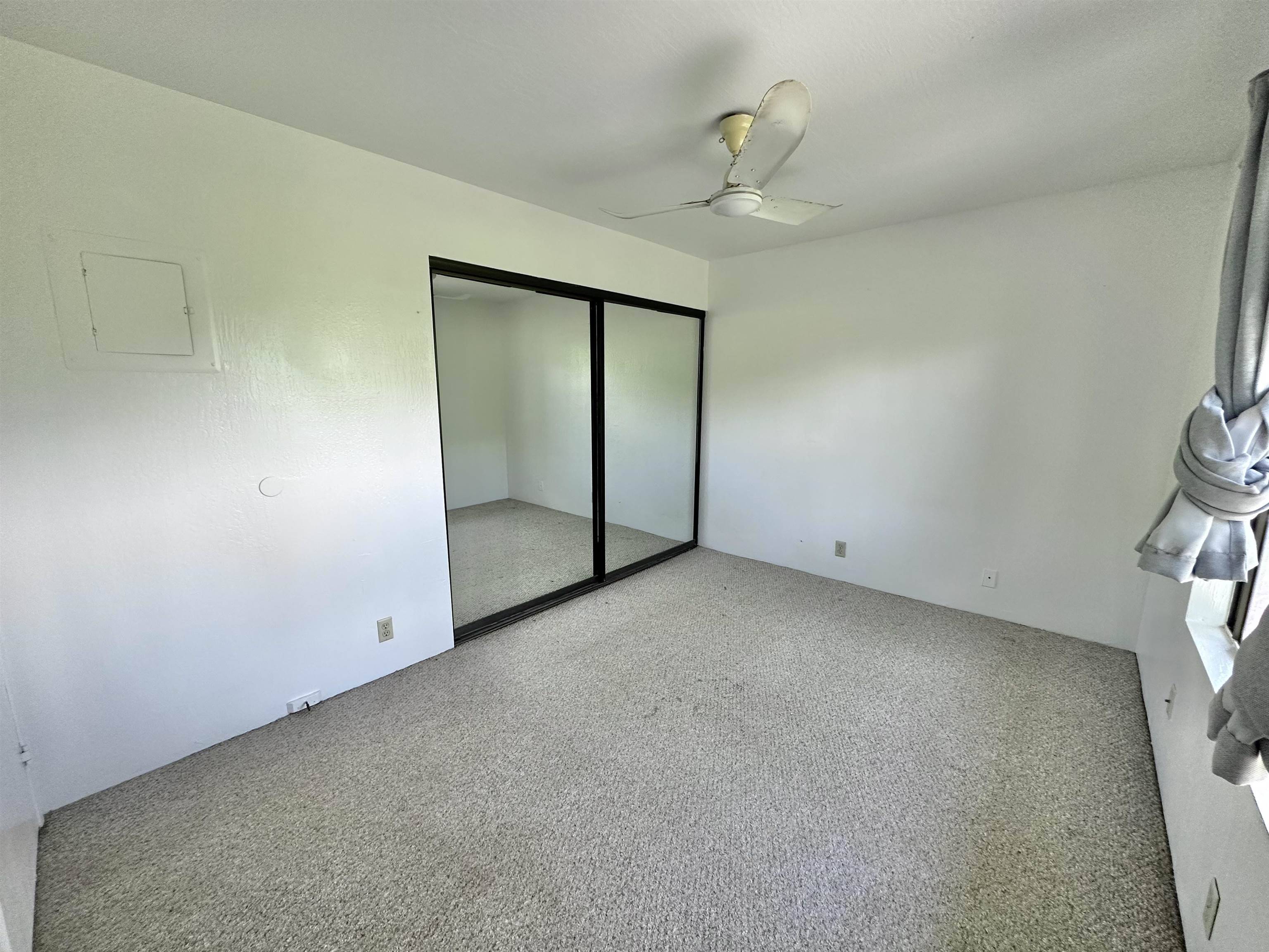 Kihei, HI 96753,2050 Kanoe St #201