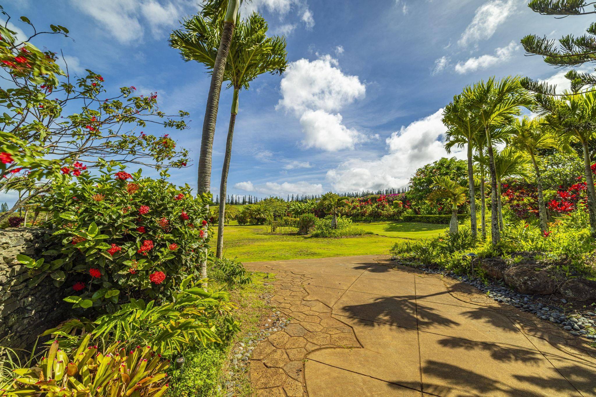 Lahaina, HI 96761,301 Plantation Estates Dr