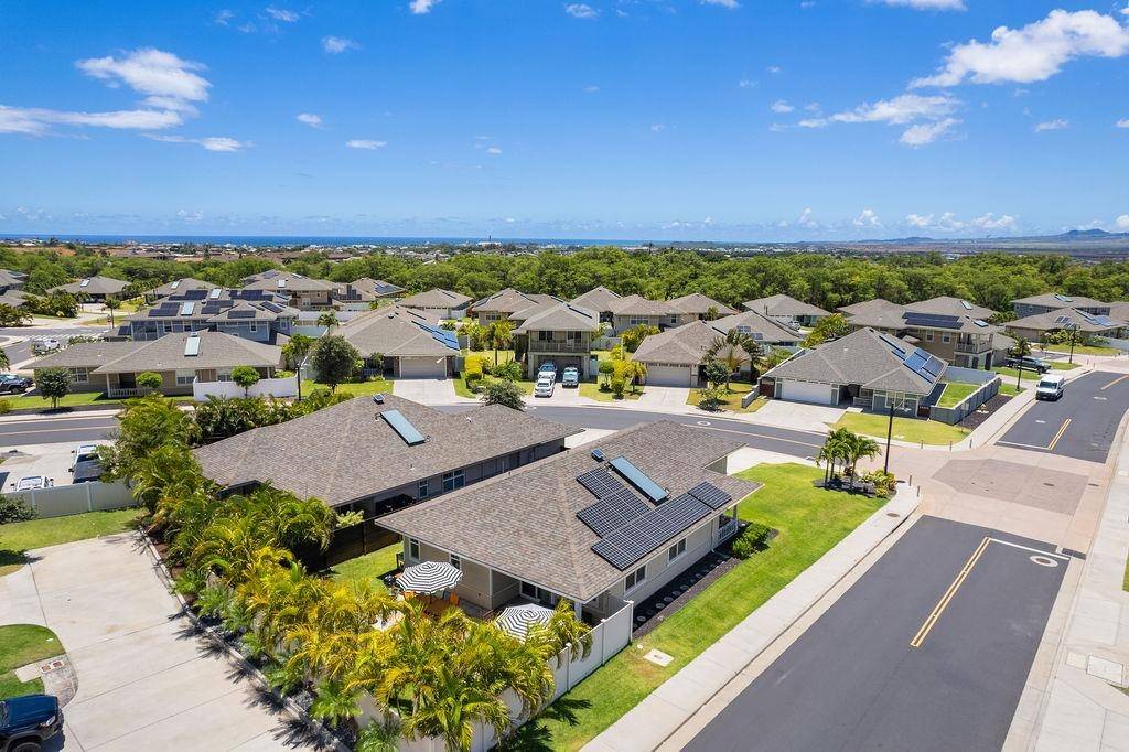 Kahului, HI 96732,15 Kaana St