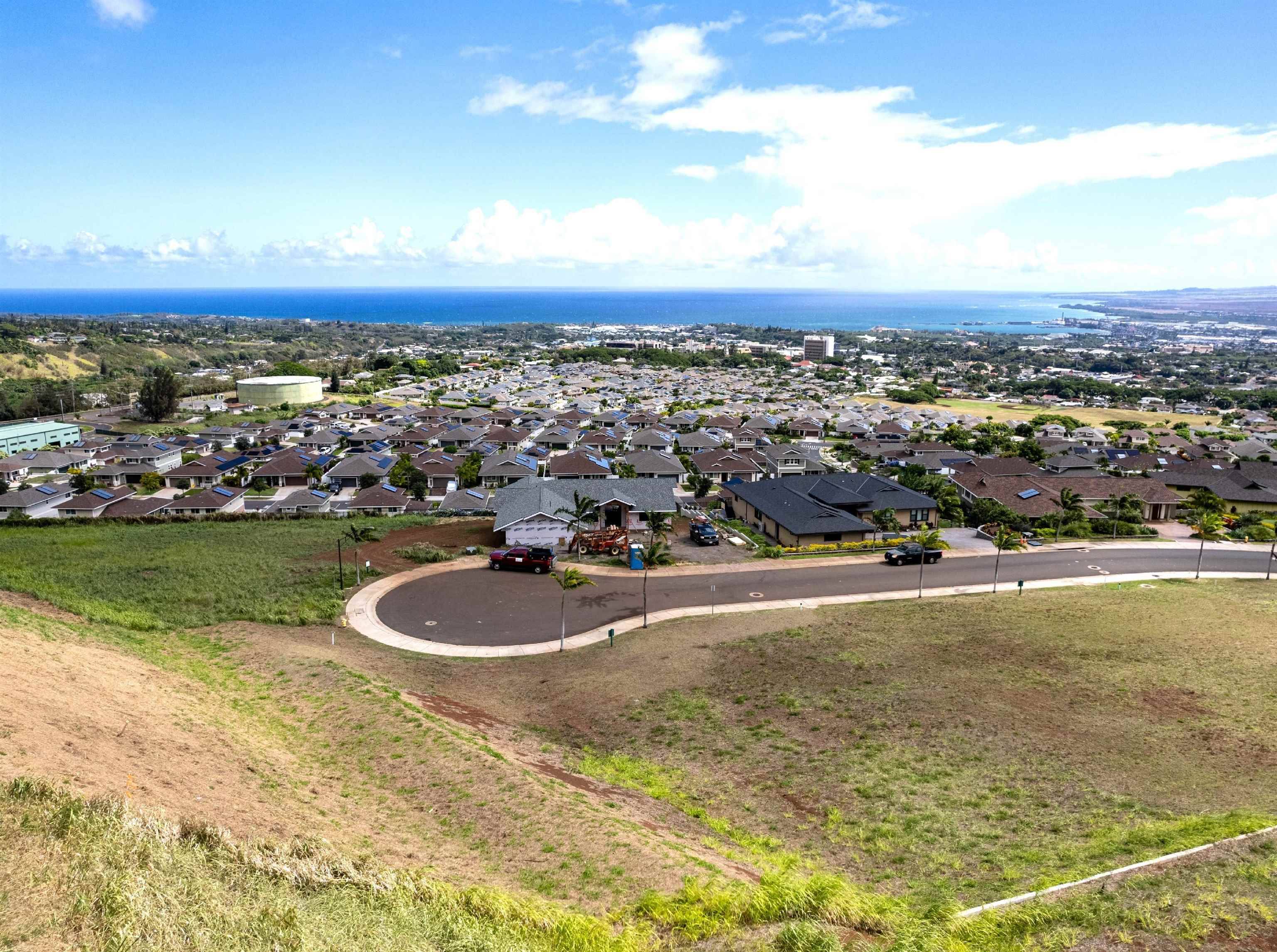 Wailuku, HI 96793,20 N Laikeha Pl #18