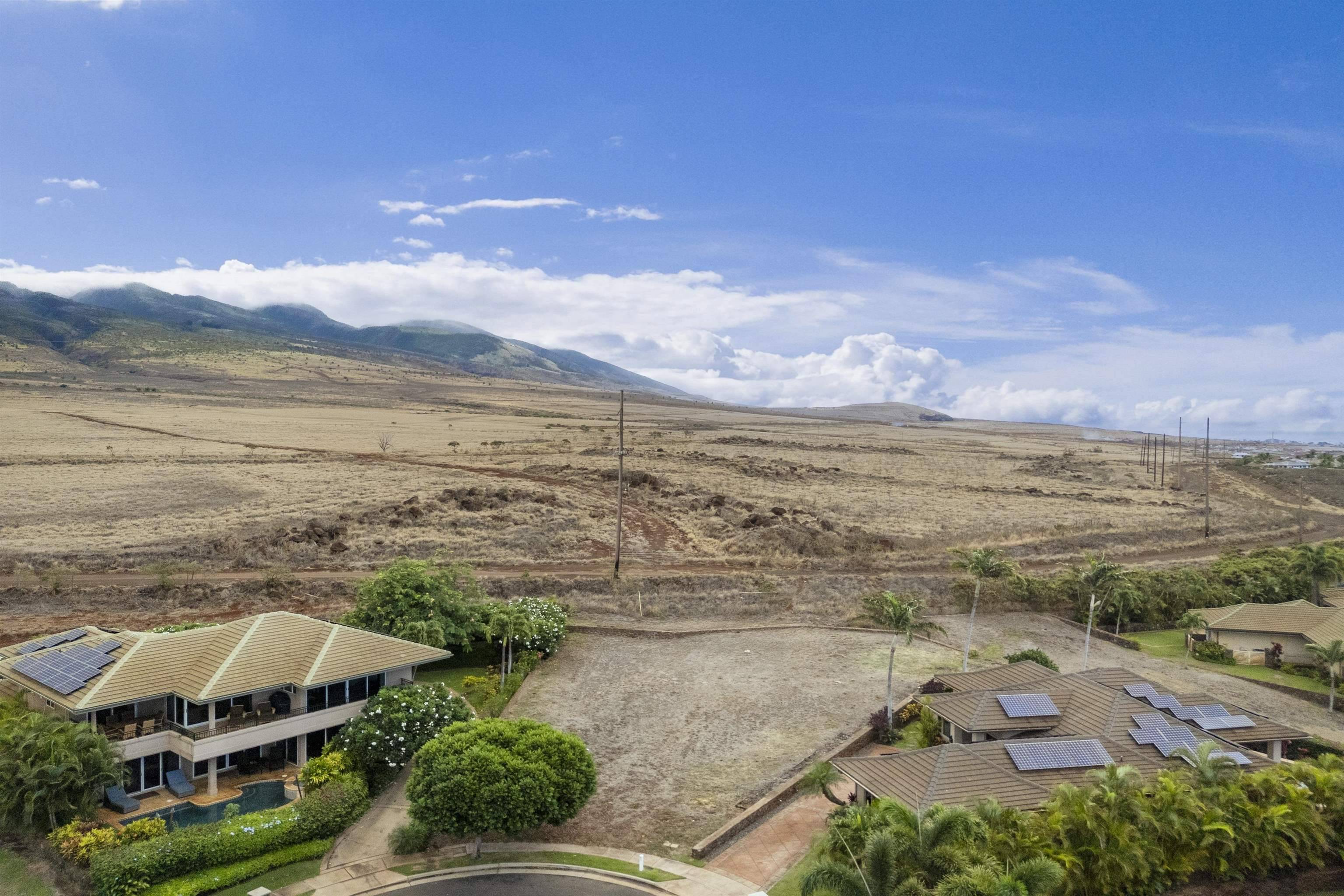 Lahaina, HI 96761,411 Wekiu Pl