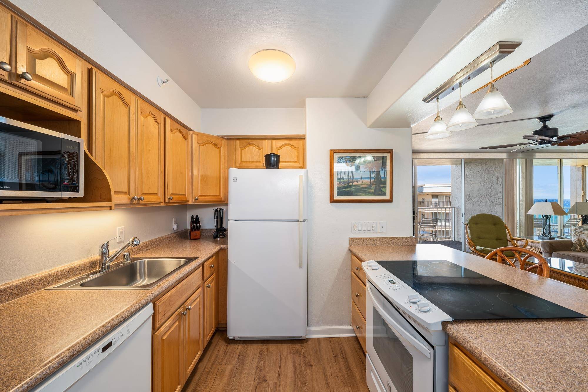 Lahaina, HI 96761,4365 Lower Honoapiilani Rd #806