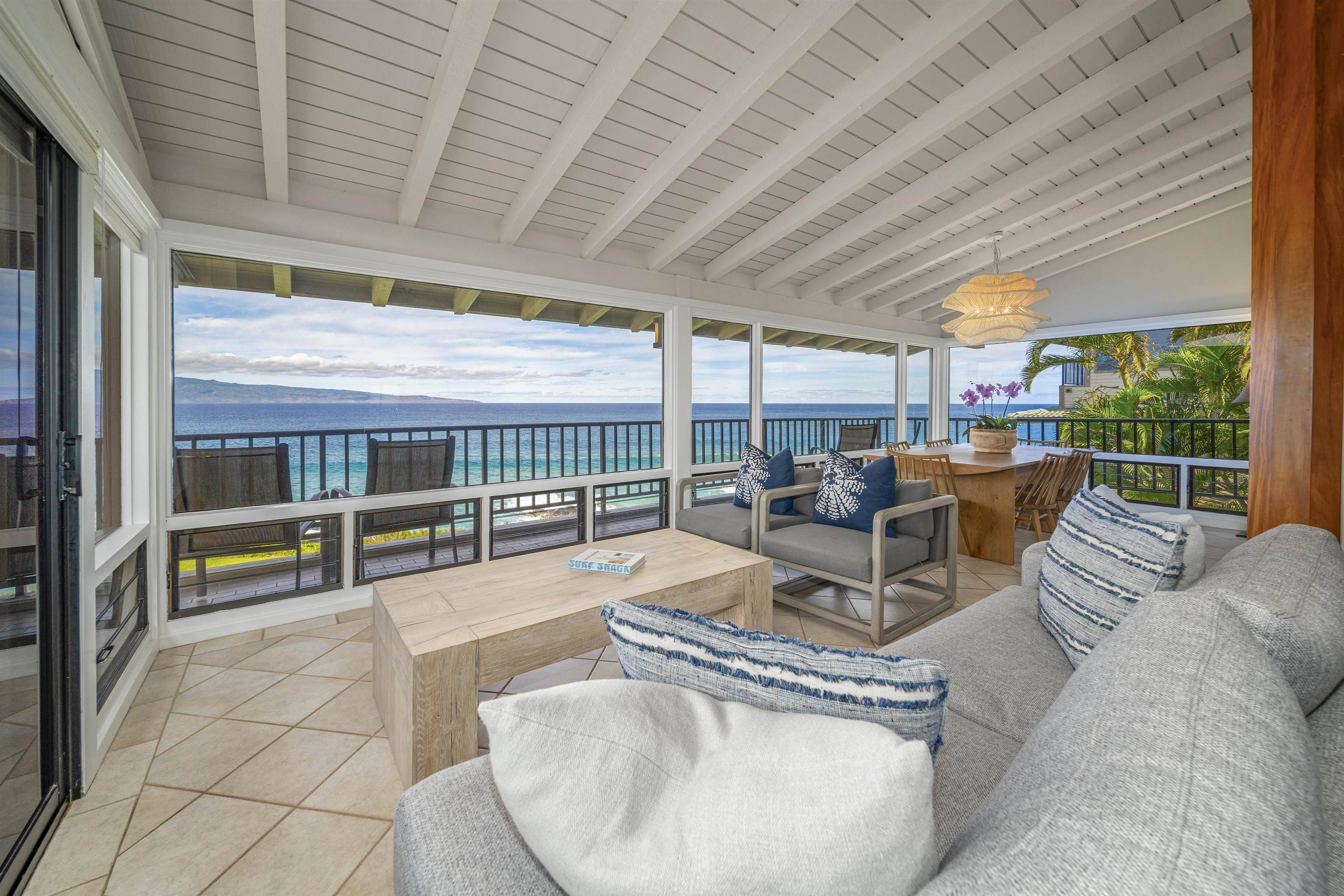 Lahaina, HI 96761,500 Bay Dr #23B3