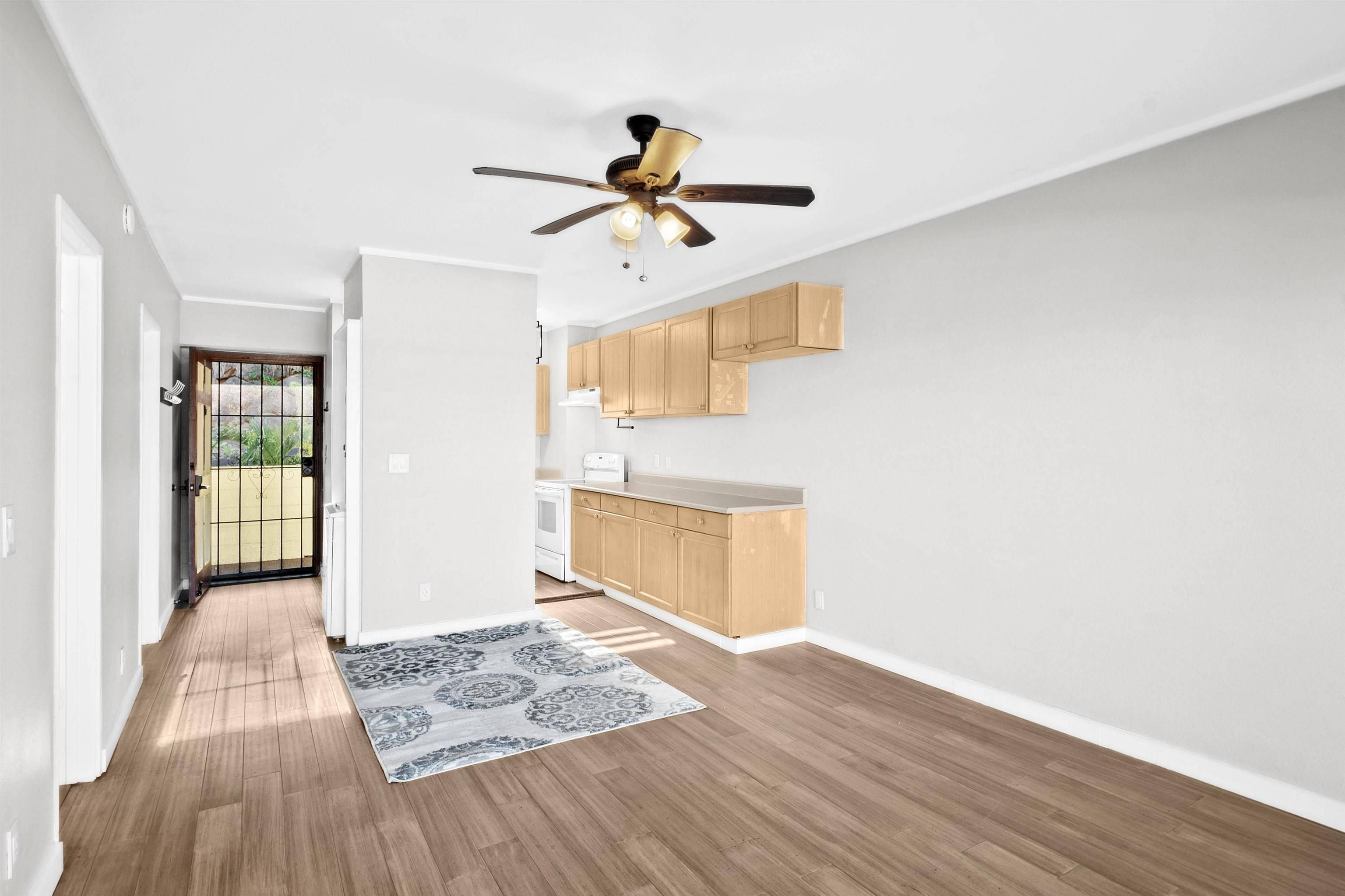 Wailuku, HI 96793,1063 Lower Main St #311