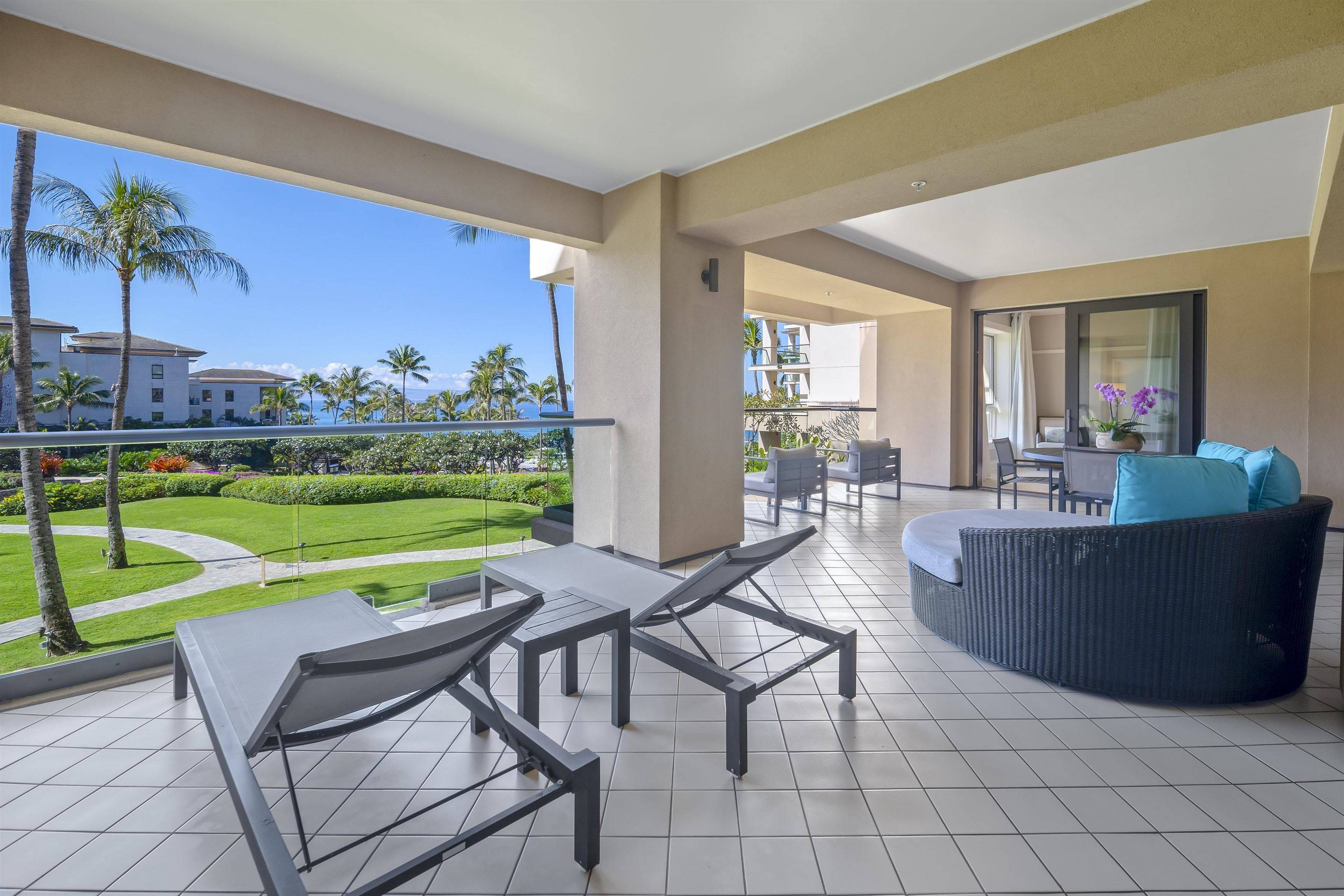 Lahaina, HI 96761,1 Bay Dr #4304