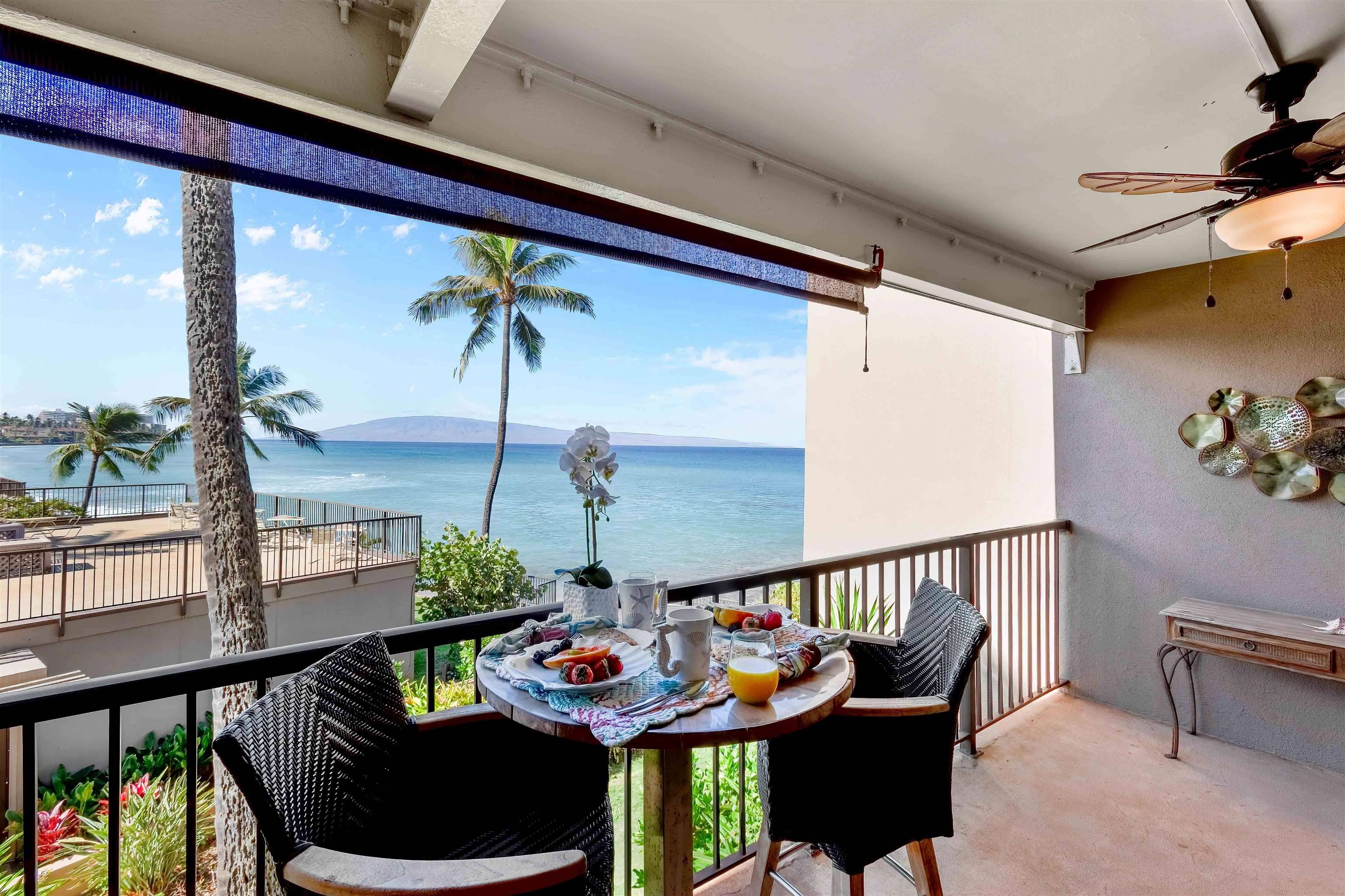 Lahaina, HI 96761,3823 Lower Honoapiilani Rd #208