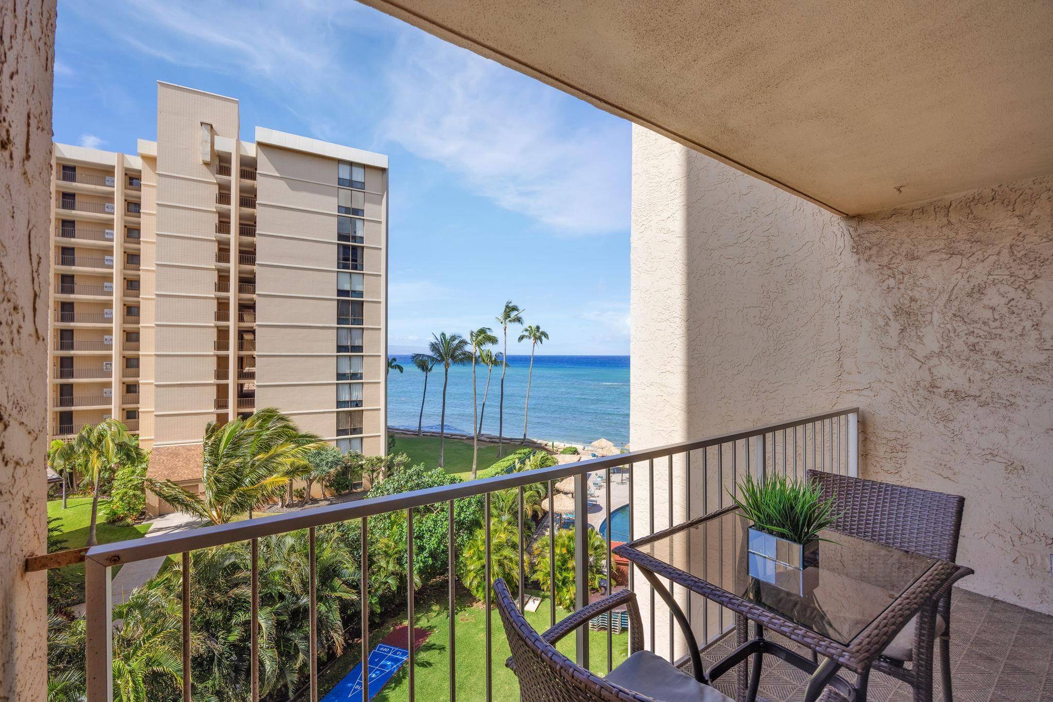 Lahaina, HI 96761,4365 Lower Honoapiilani Rd #518