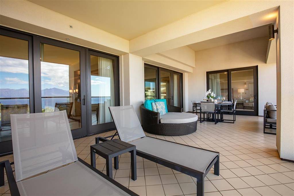 Lahaina, HI 96761,1 Bay Dr #3504