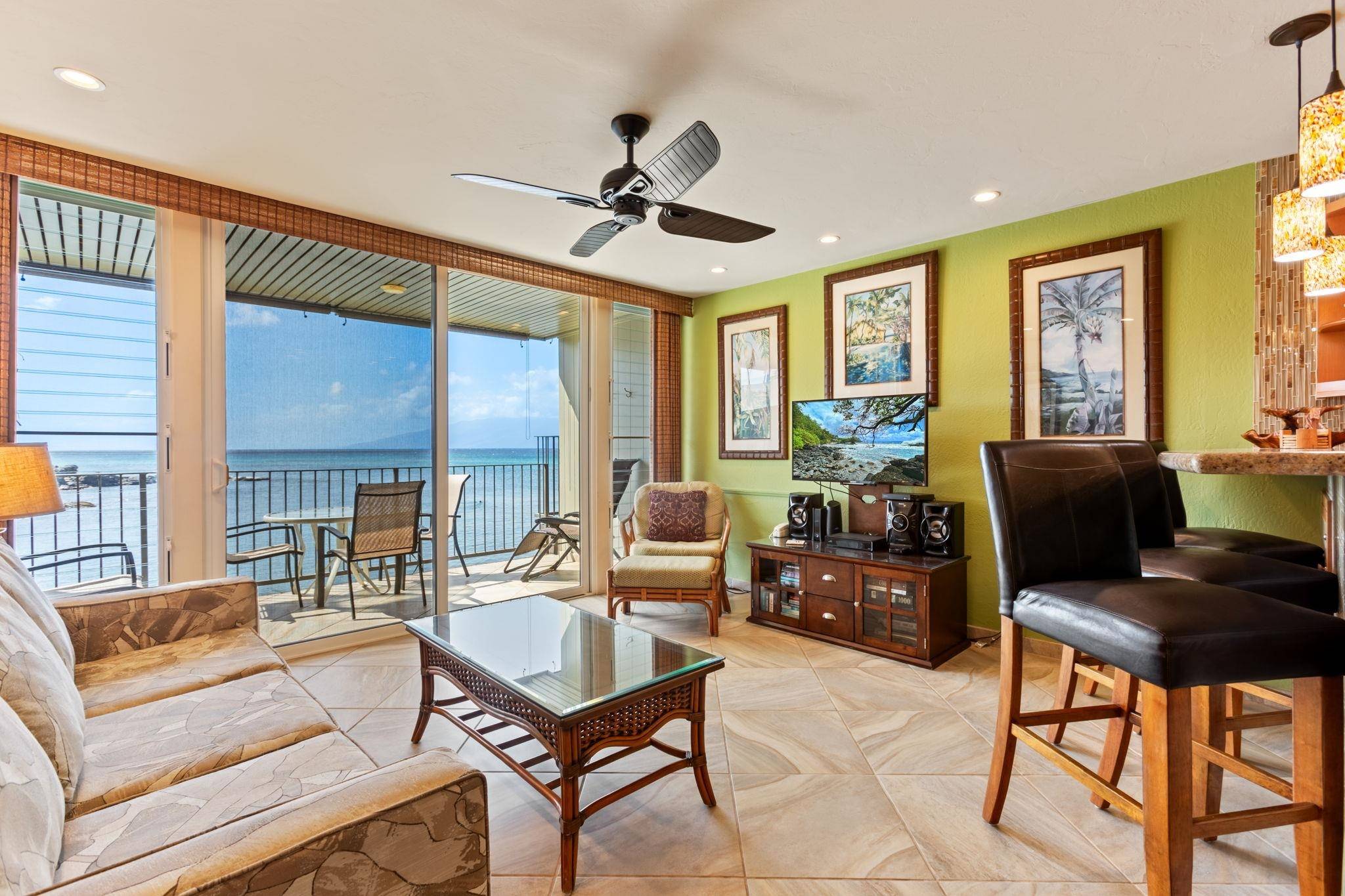 Lahaina, HI 96761,5255 Lower Honoapiilani Rd #119