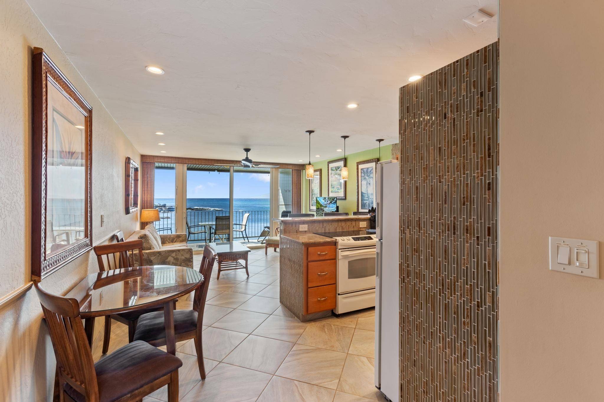 Lahaina, HI 96761,5255 Lower Honoapiilani Rd #119