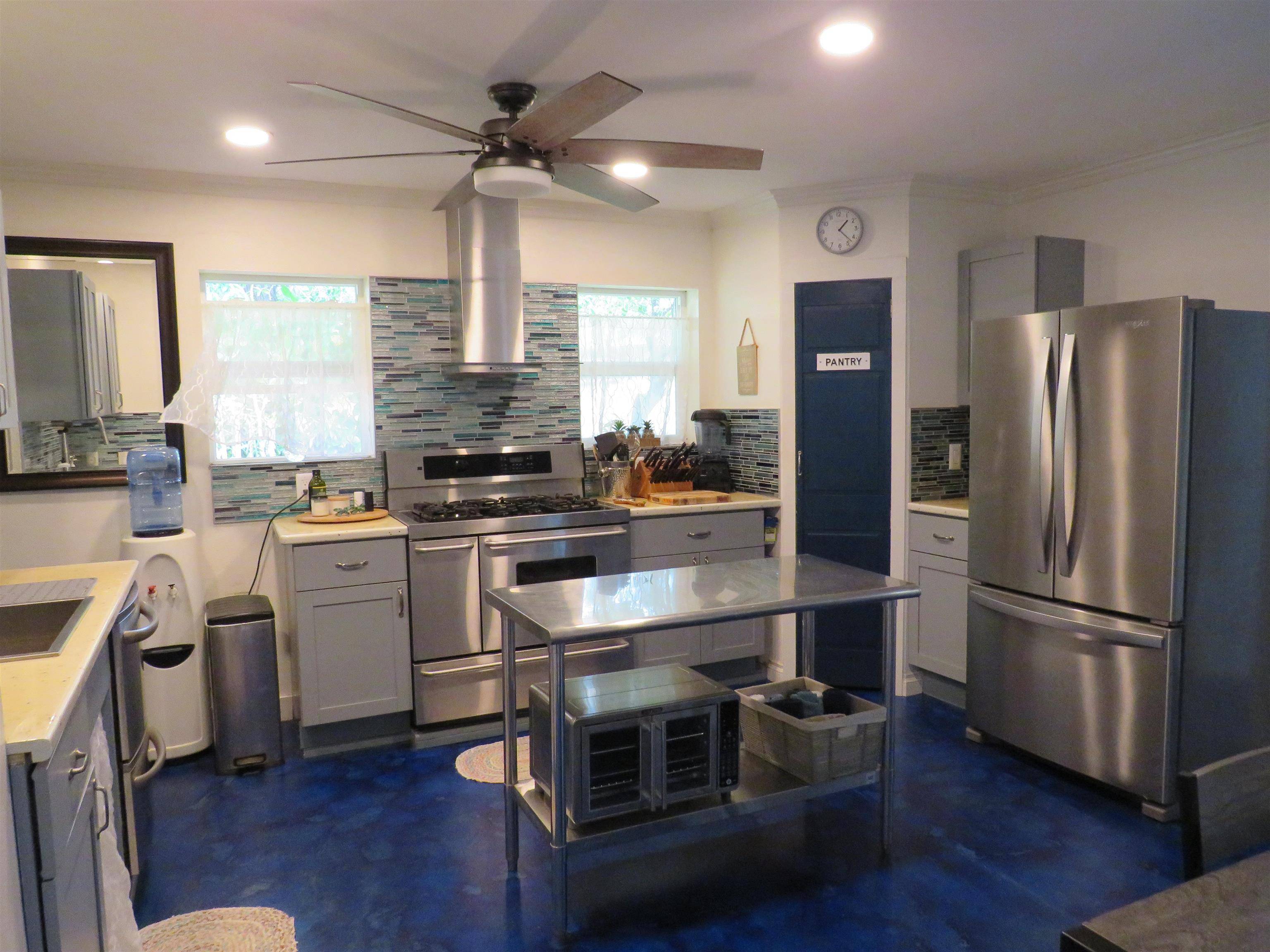 Wailuku, HI 96793,37 Olo Pl