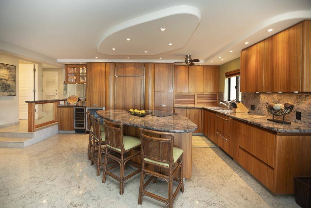 Kihei, HI 96753,4400 Makena Rd #301