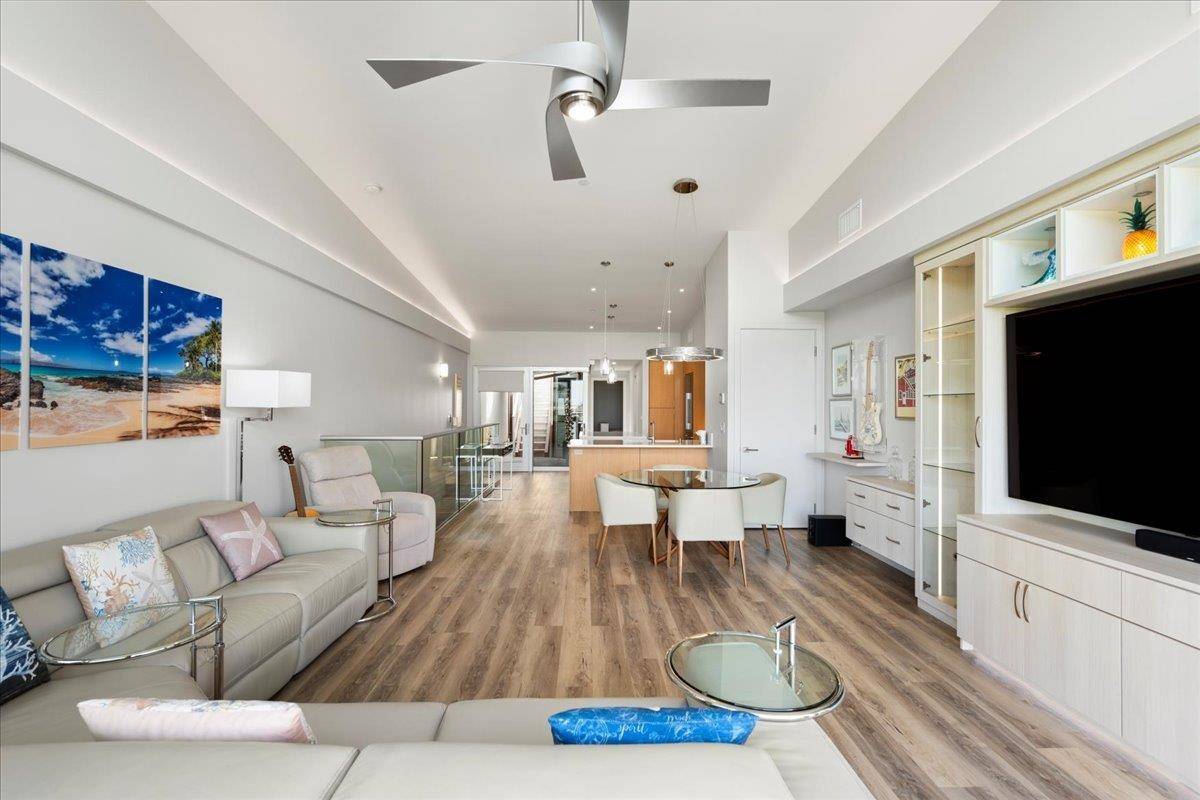 Kihei, HI 96753,209 Holokahiki Ln #103