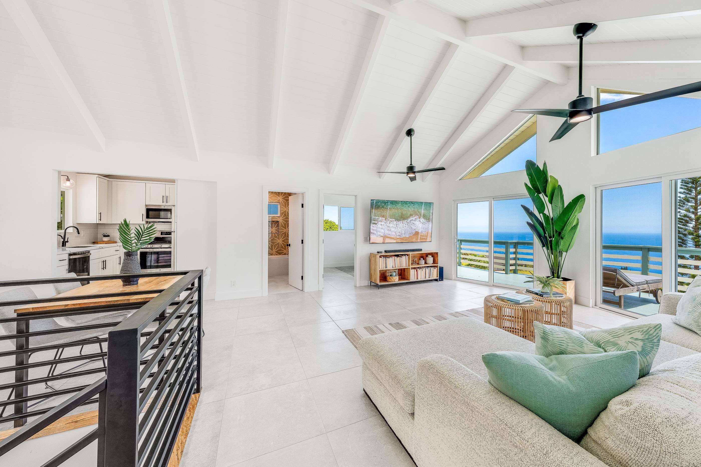 Wailuku, HI 96793,71 Lahaole Pl #Unit #1