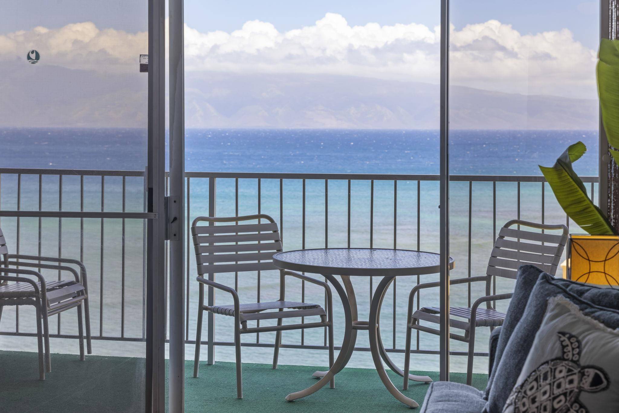 Lahaina, HI 96761,4365 Lower Honoapiilani Rd #1106