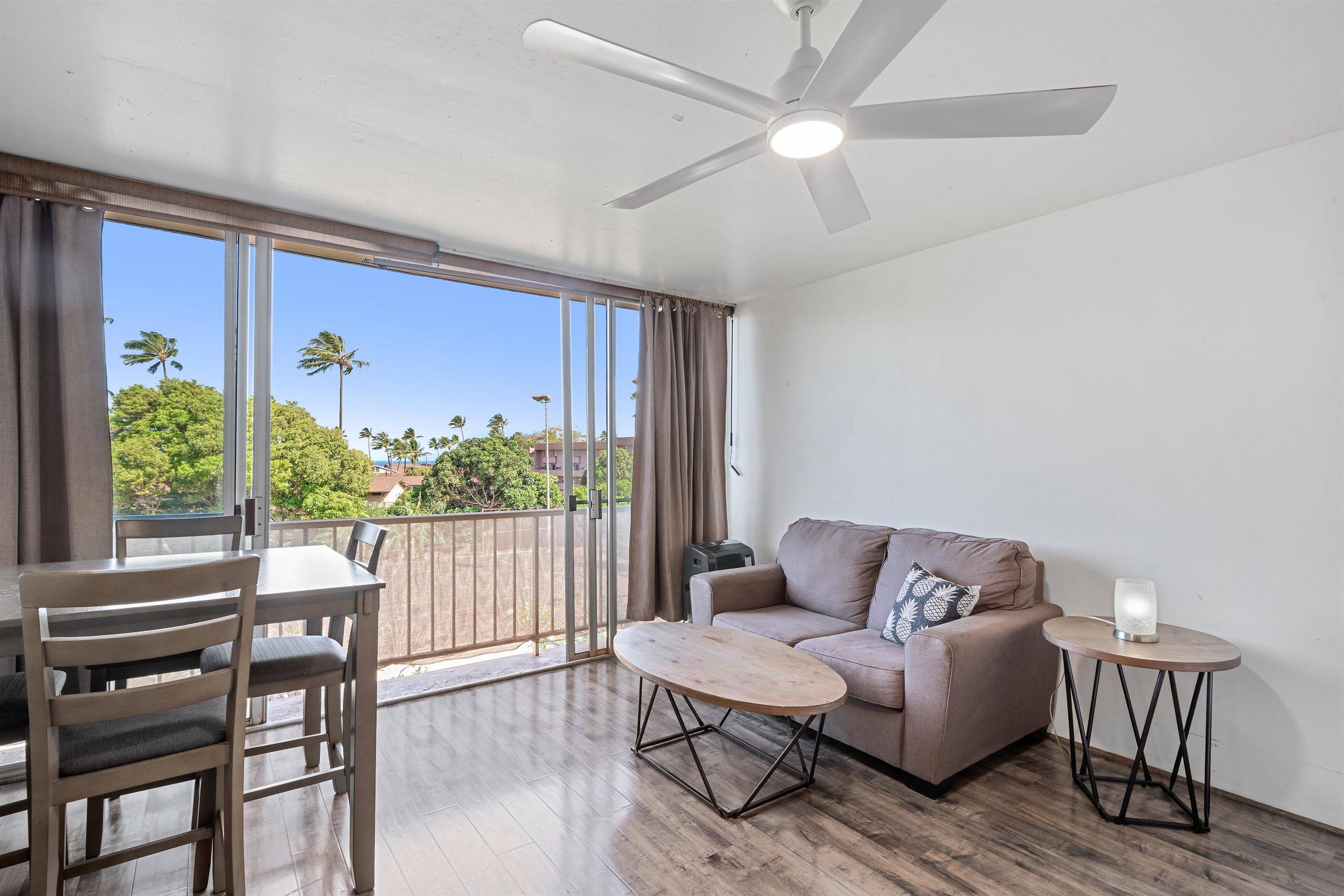 Lahaina, HI 96761,3660 Lower Honoapiilani Rd #306