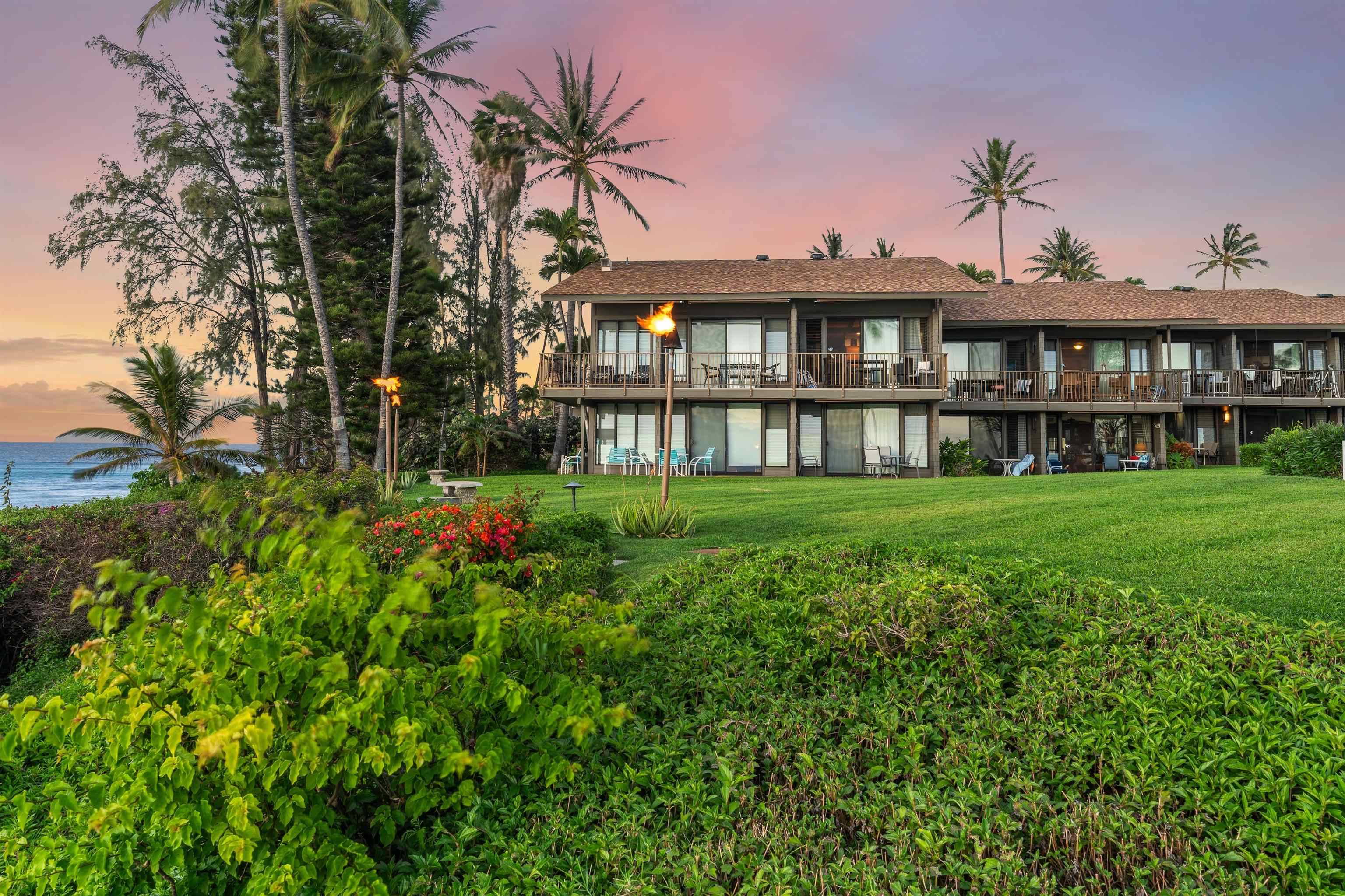 Lahaina, HI 96761,3975 Lower Honoapiilani Rd #107