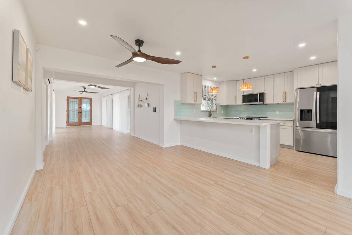Wailuku, HI 96793,1395 Hiahia St