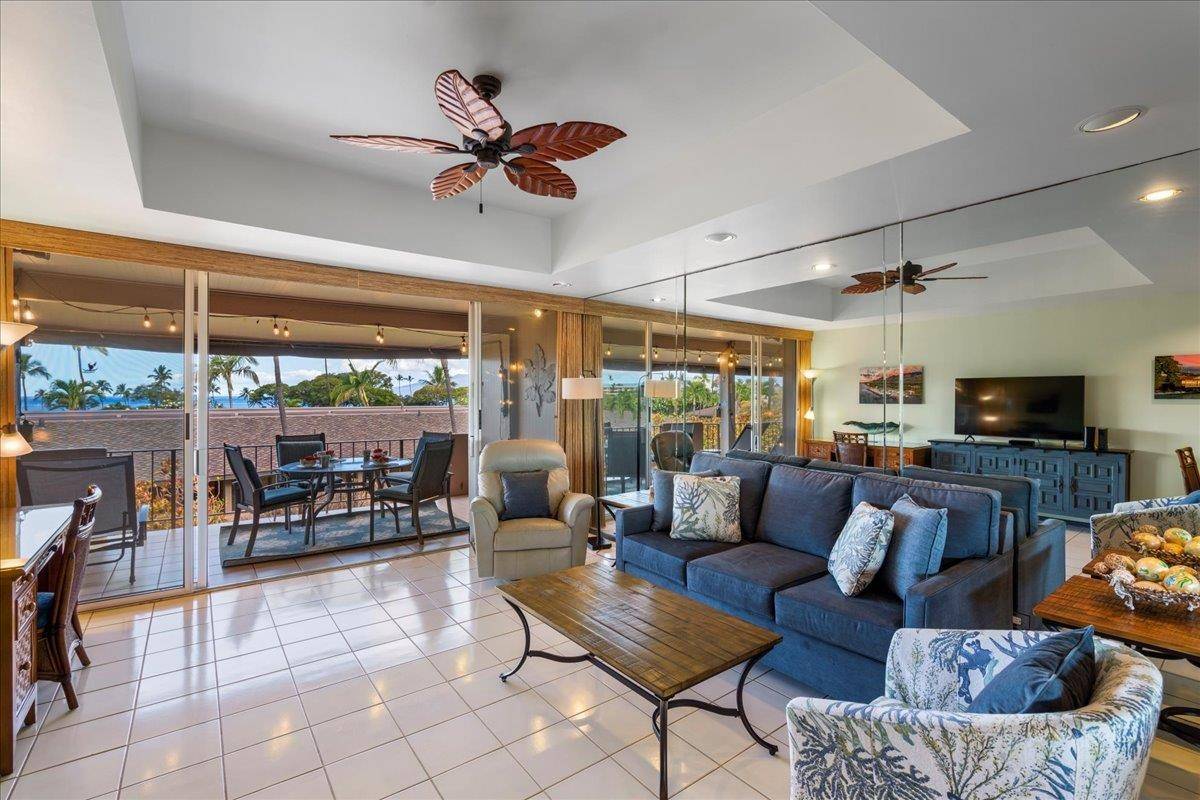 Lahaina, HI 96761,2661 Kekaa Dr #L-202
