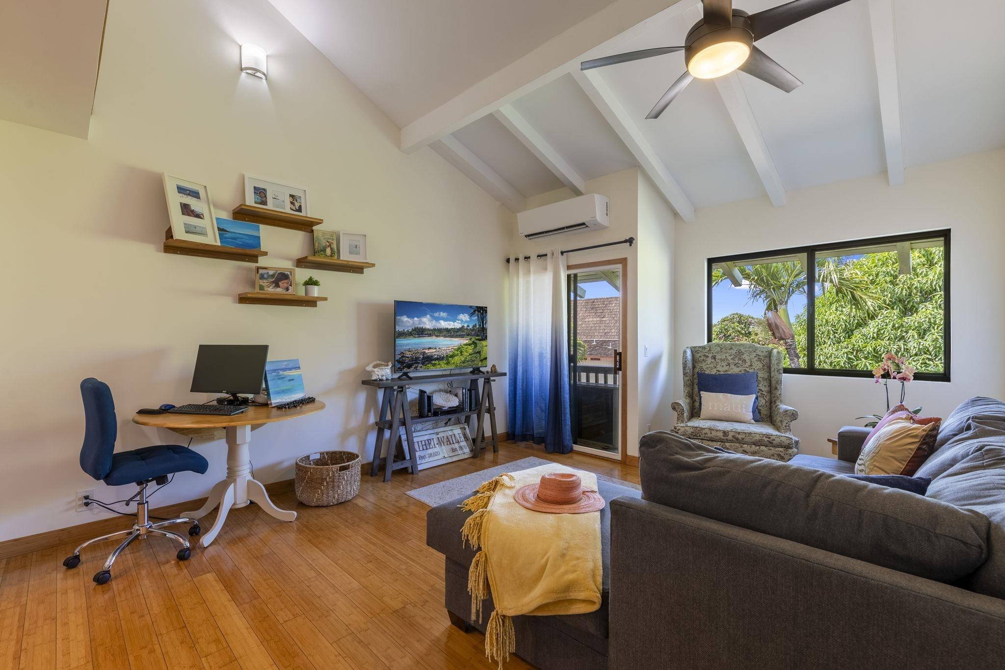 Kihei, HI 96753,2050 Kanoe St #208