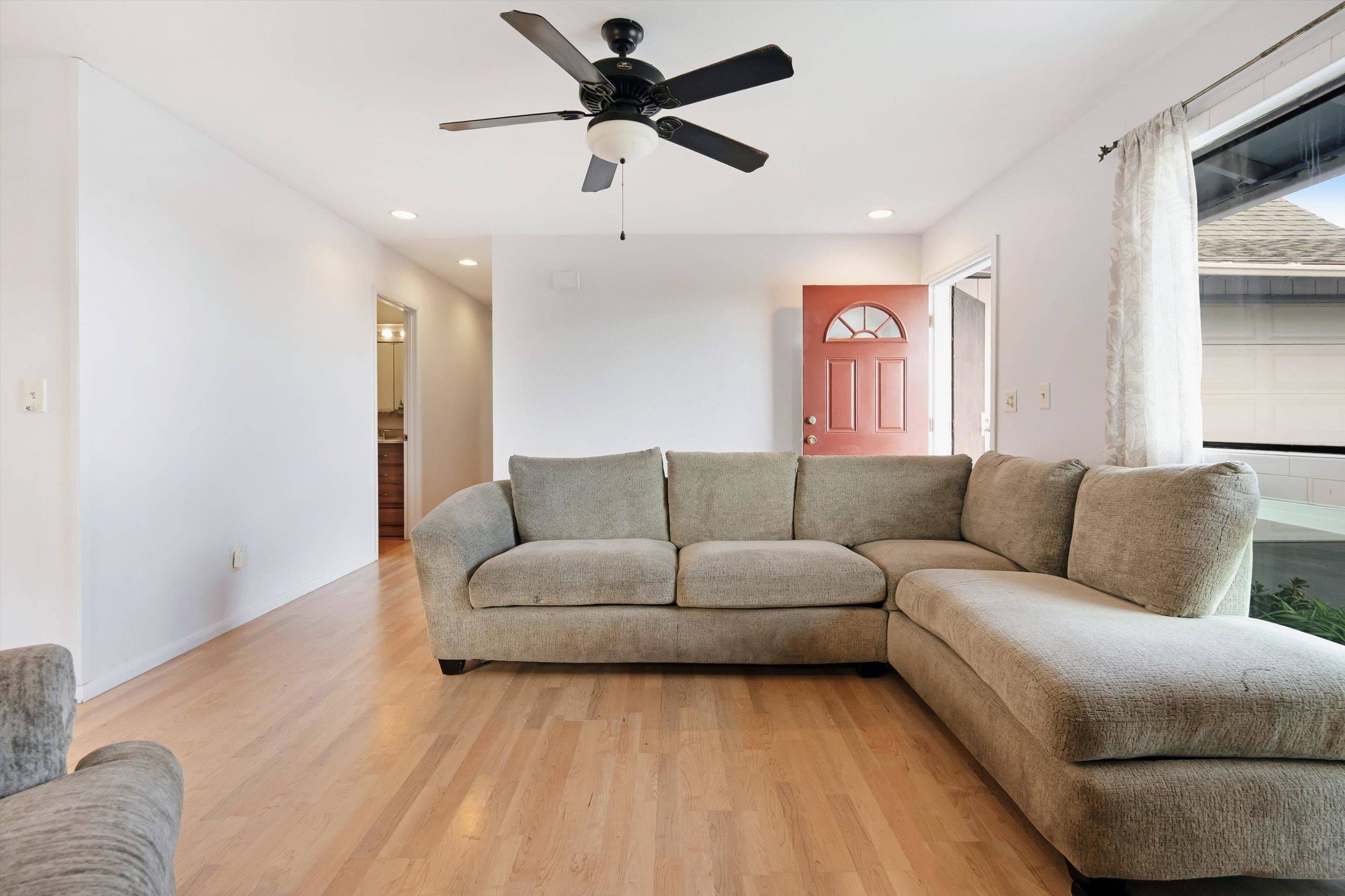 Kahului, HI 96732,708 Kaulu Pl