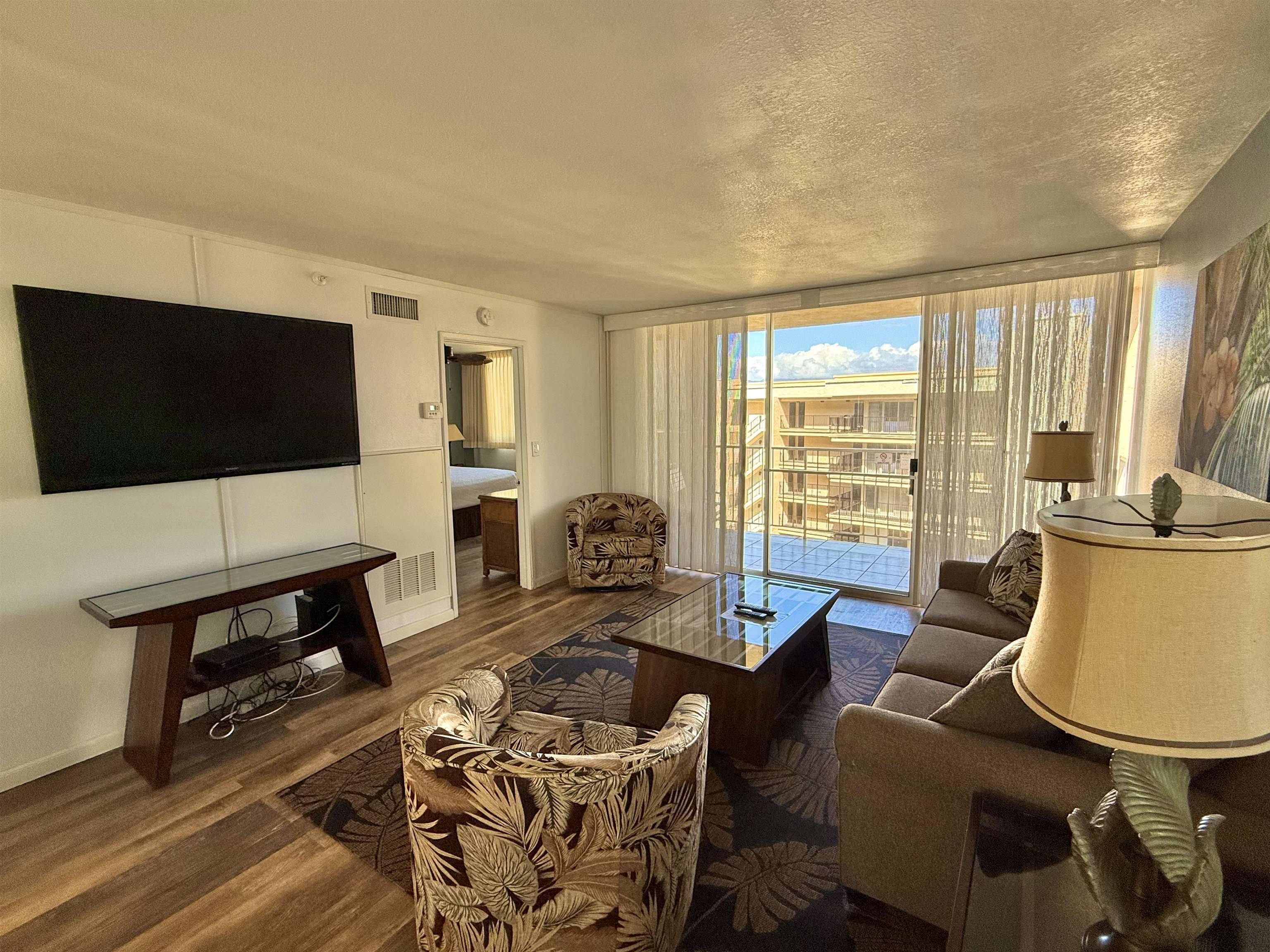 Lahaina, HI 96761,4365 Lower Honoapiilani Rd #801