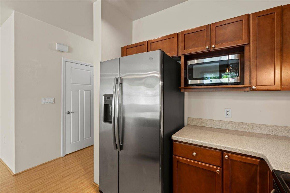 Lahaina, HI 96761,31 E Kuu Aku Ln #206