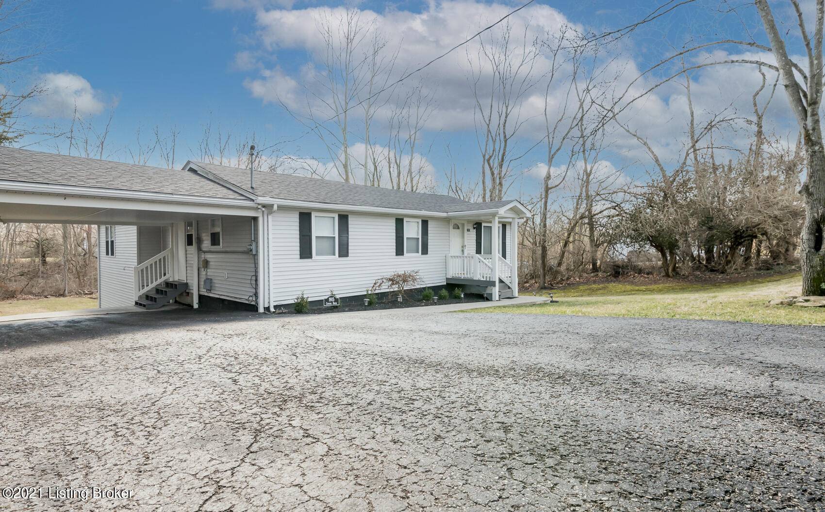 La Grange, KY 40031,1905 Crystal Dr