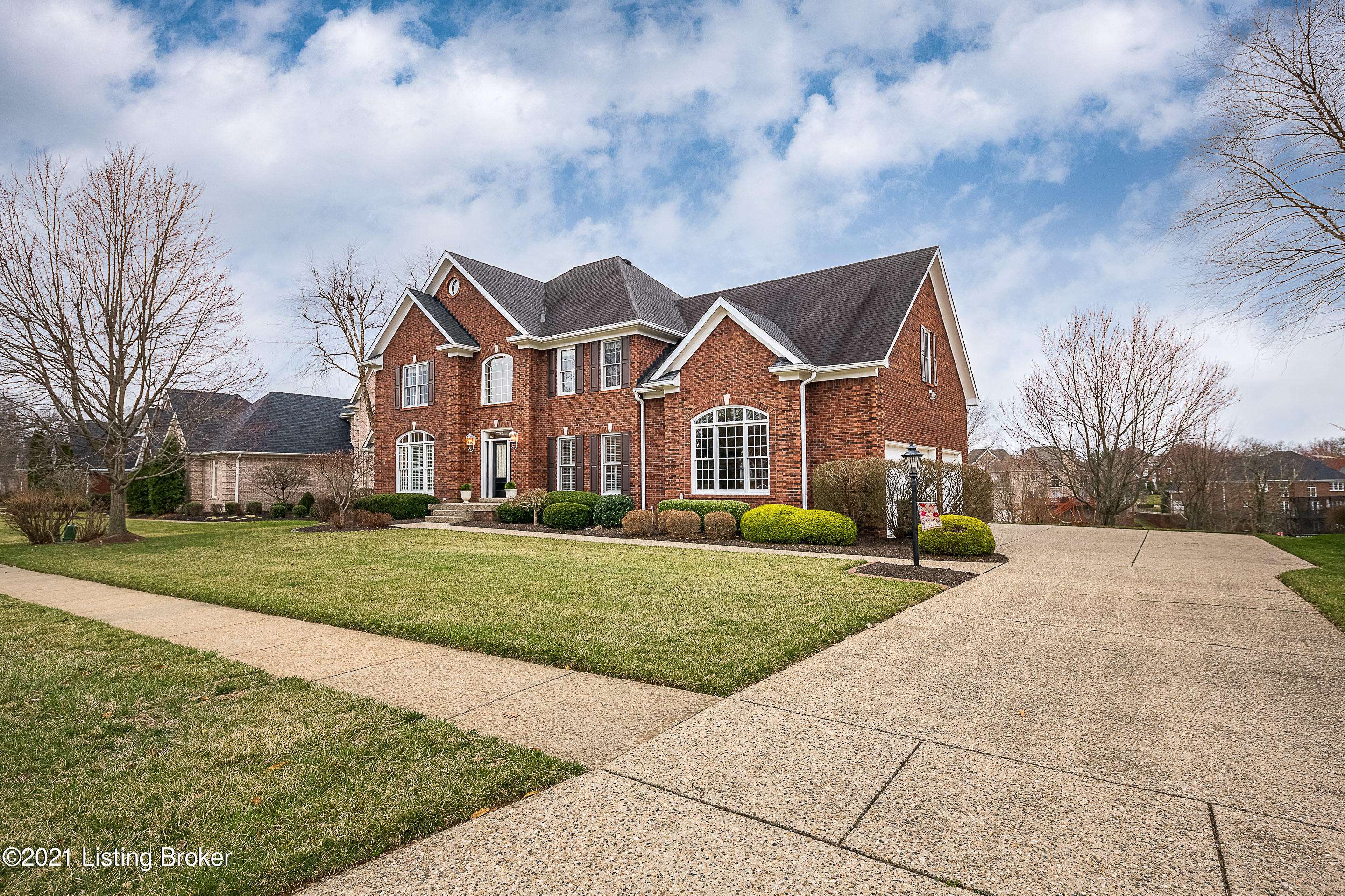 Prospect, KY 40059,12901 Crestmoor Cir