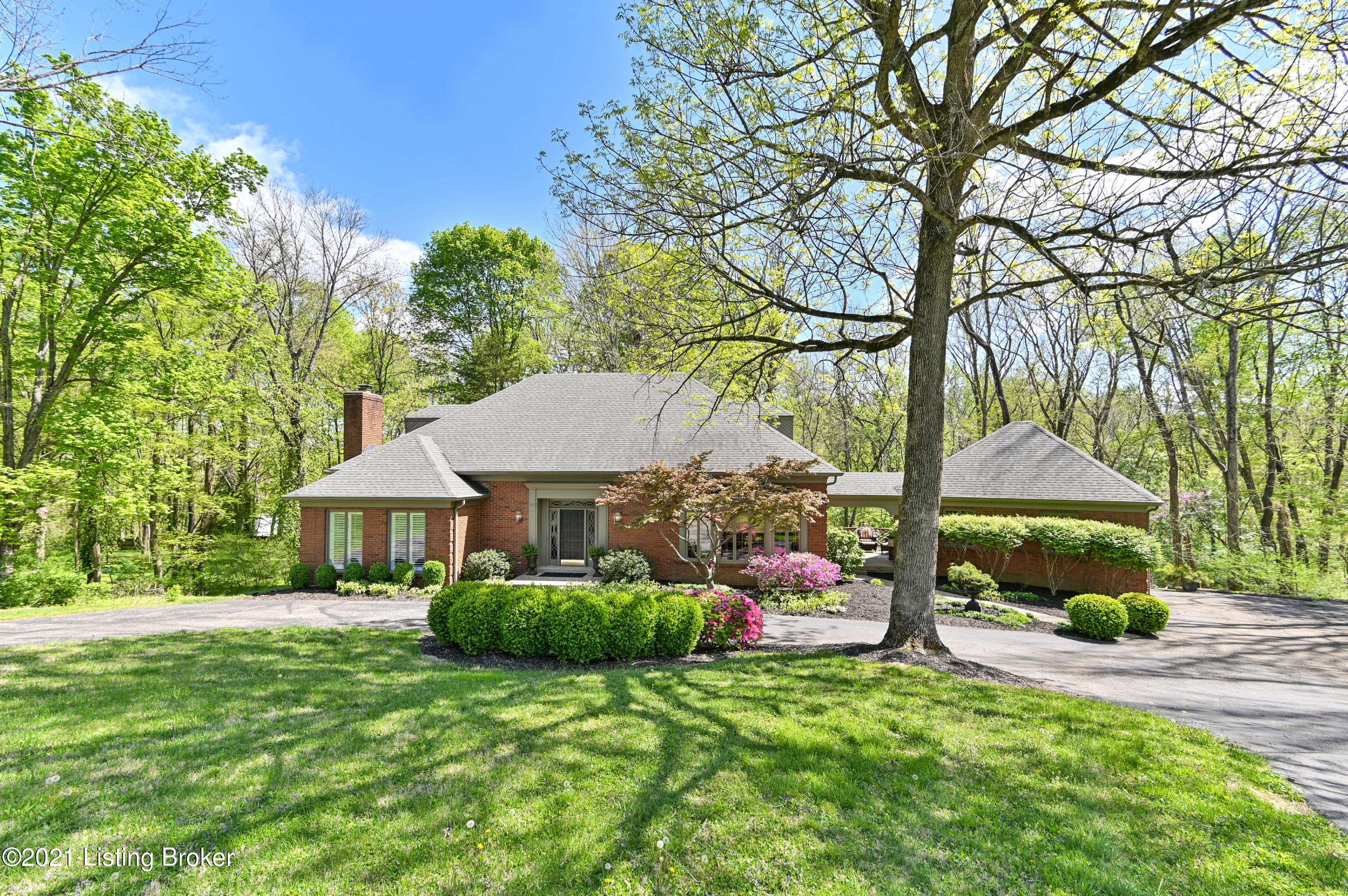 Prospect, KY 40059,5611 Wolf Pen Trace