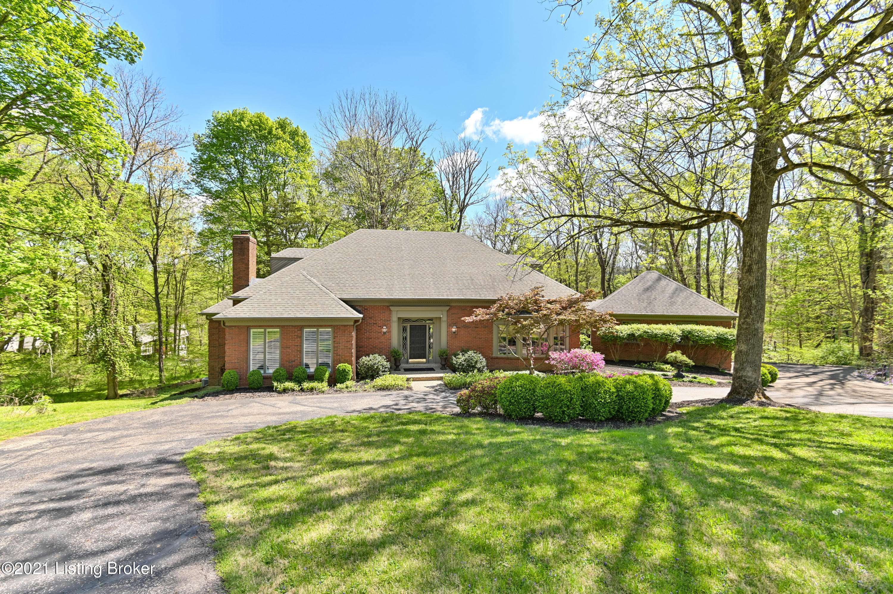 Prospect, KY 40059,5611 Wolf Pen Trace