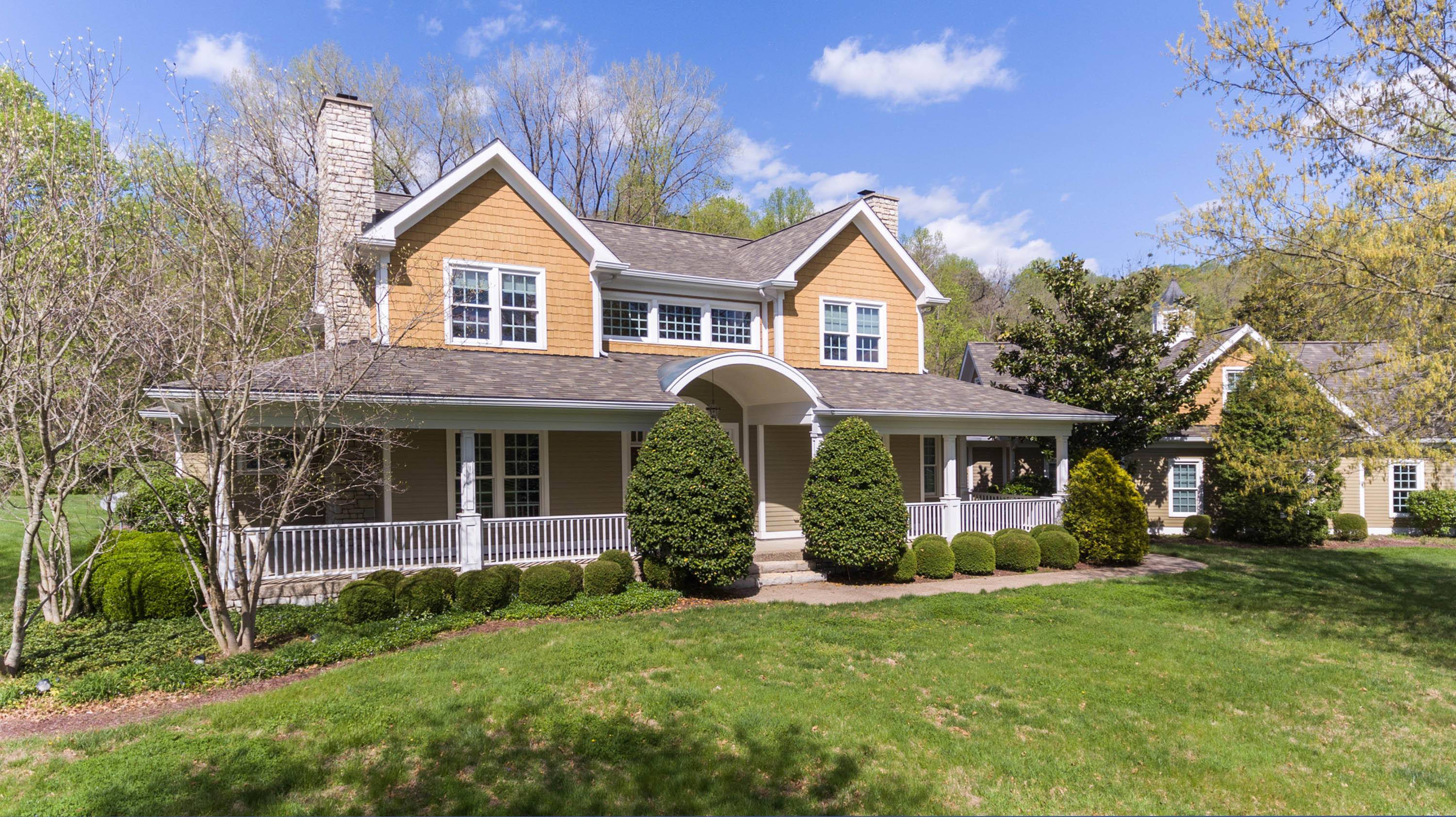 Prospect, KY 40059,13901 River Glen Ln