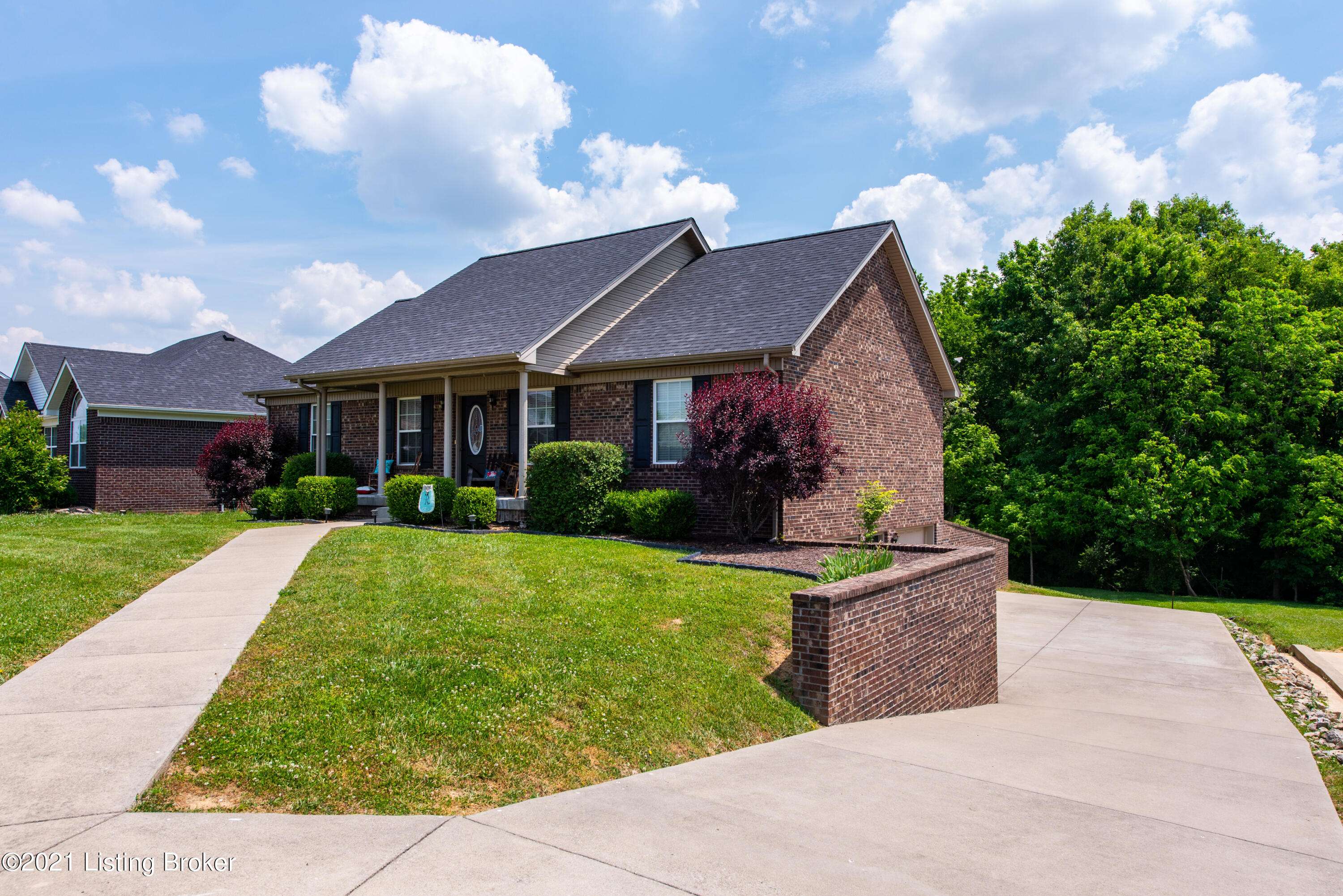 Bardstown, KY 40004,137 Tulip Dr