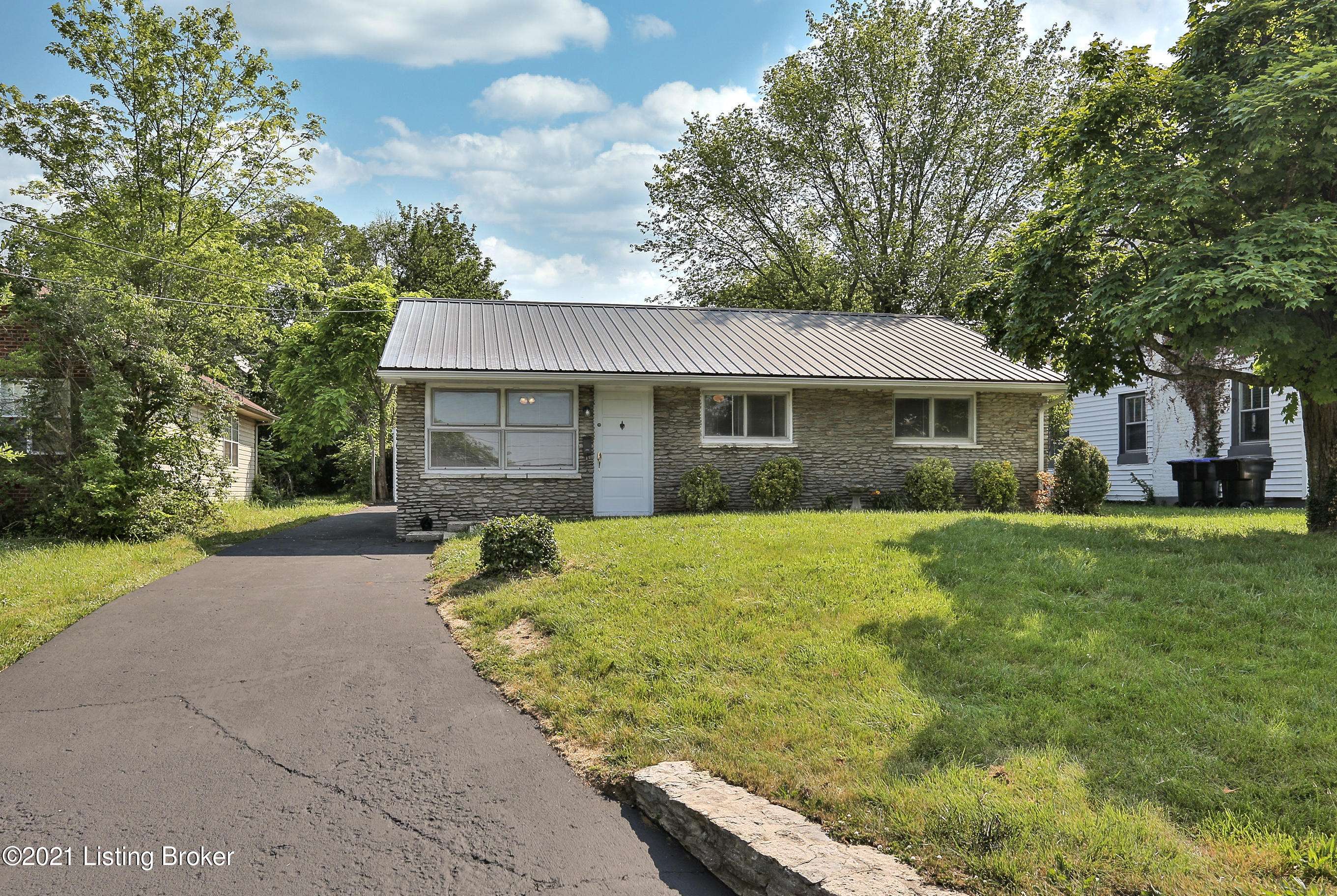 Frankfort, KY 40601,133 Winding WAY