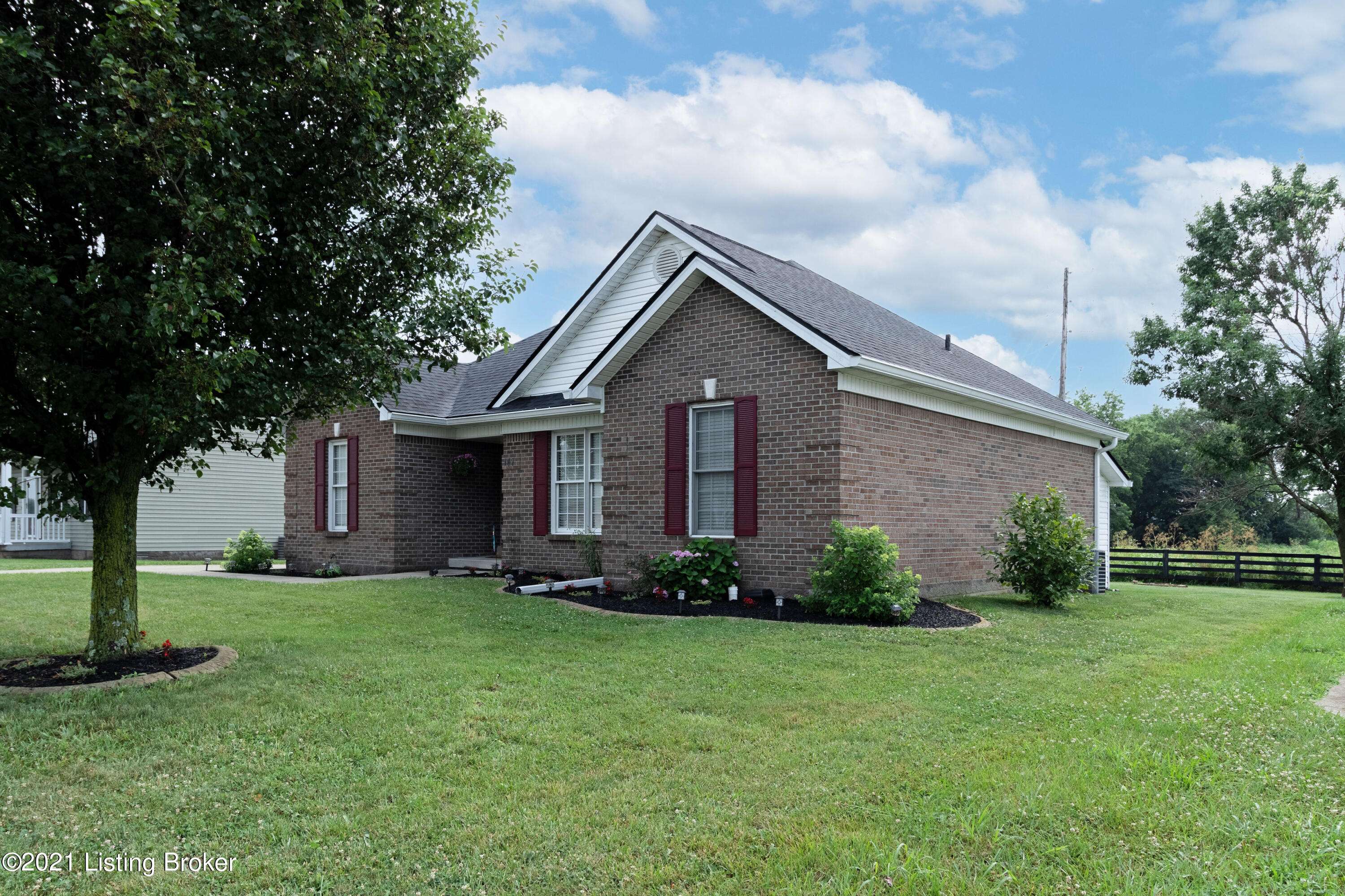 Bardstown, KY 40004,147 Redwood Dr