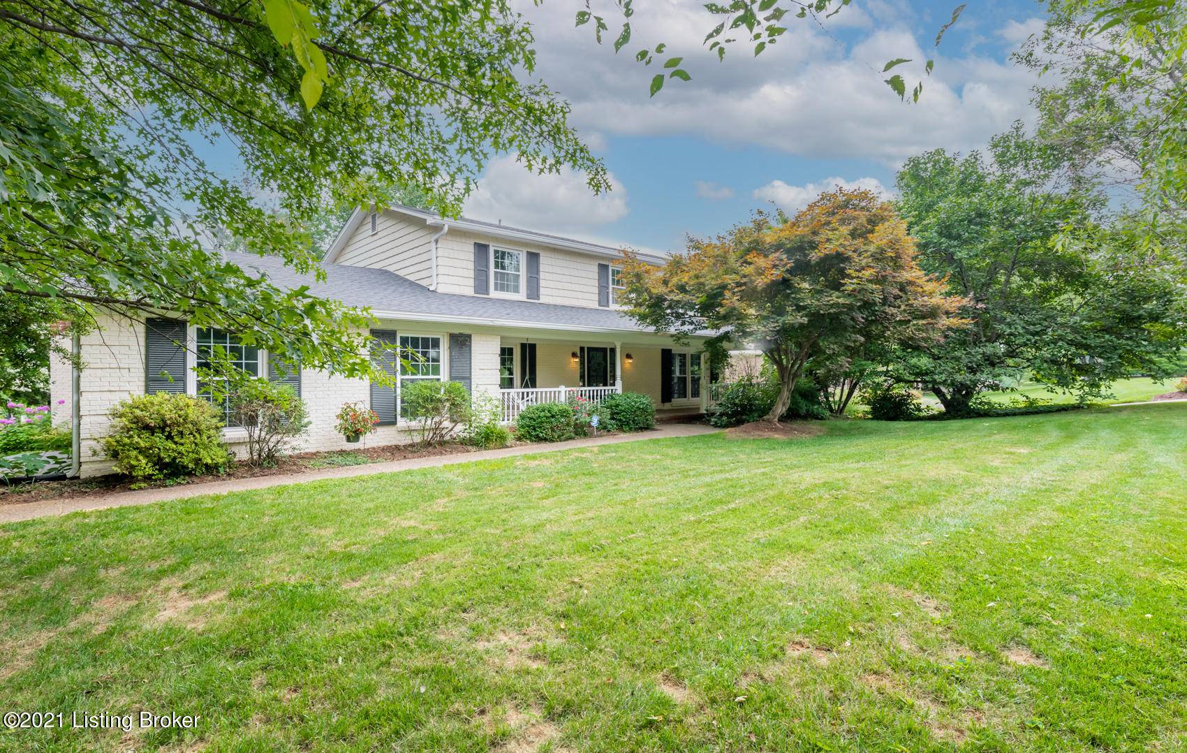 Prospect, KY 40059,3115 Cherry Tree Ln