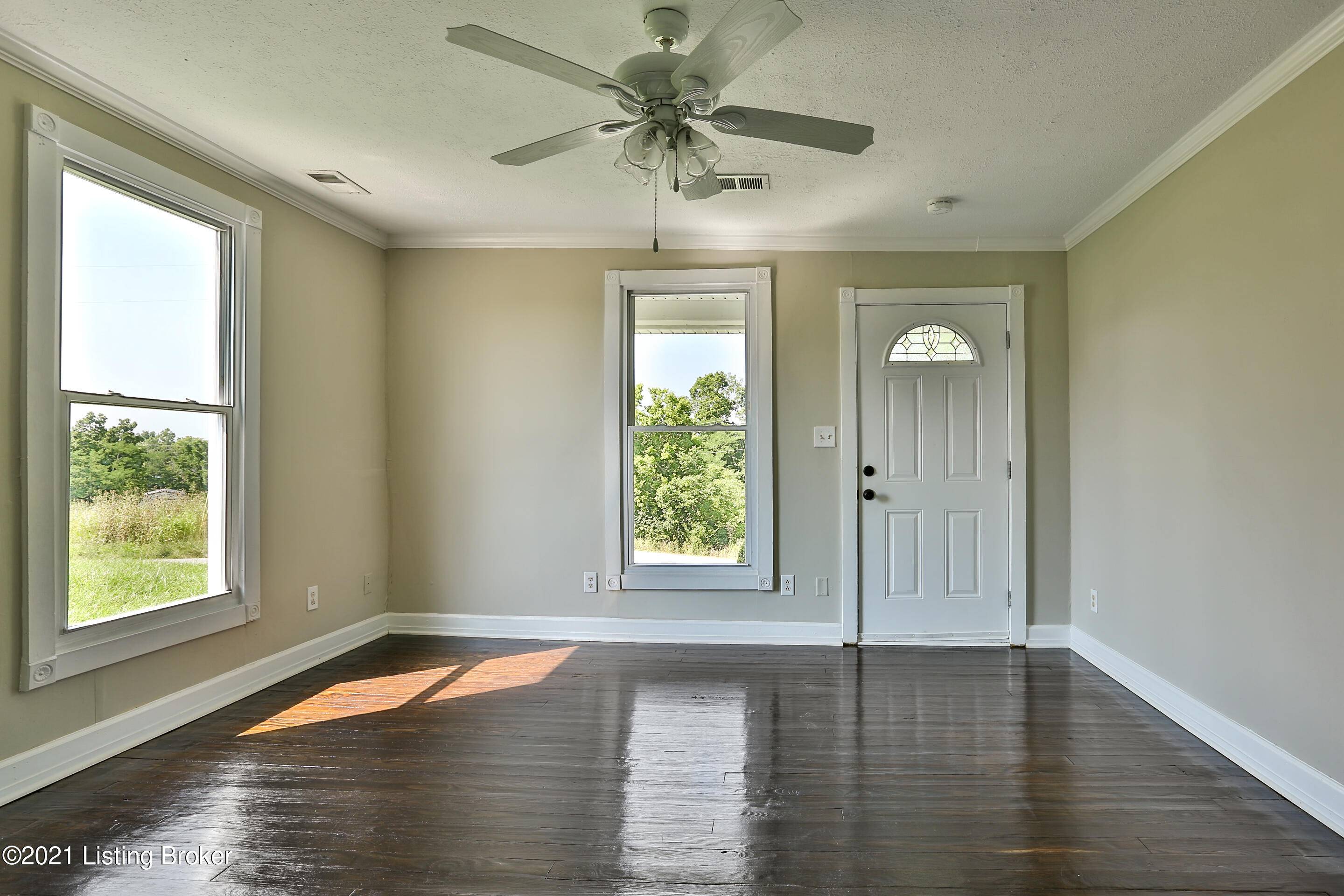 Lawrenceburg, KY 40342,1485 Birdie Rd