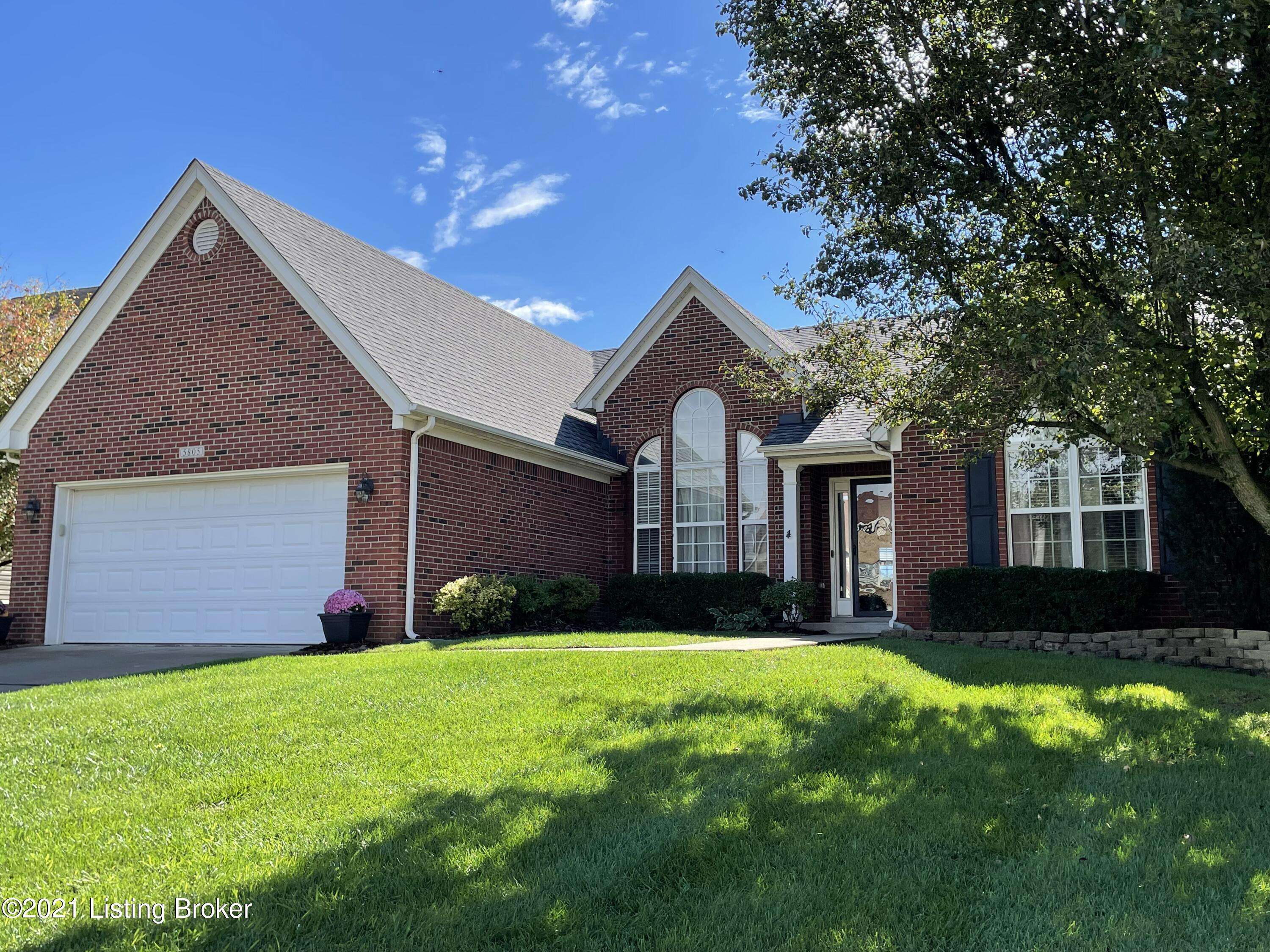 Prospect, KY 40059,5805 Weatherburn Ct