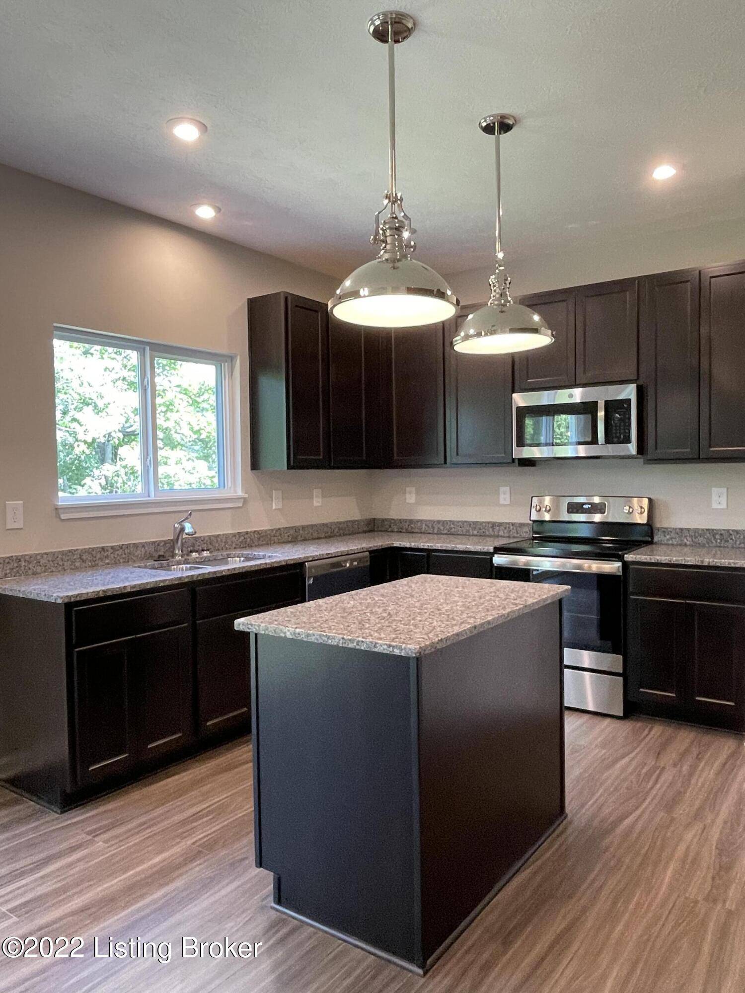 Mt Washington, KY 40047,115 Blue Ridge Cir